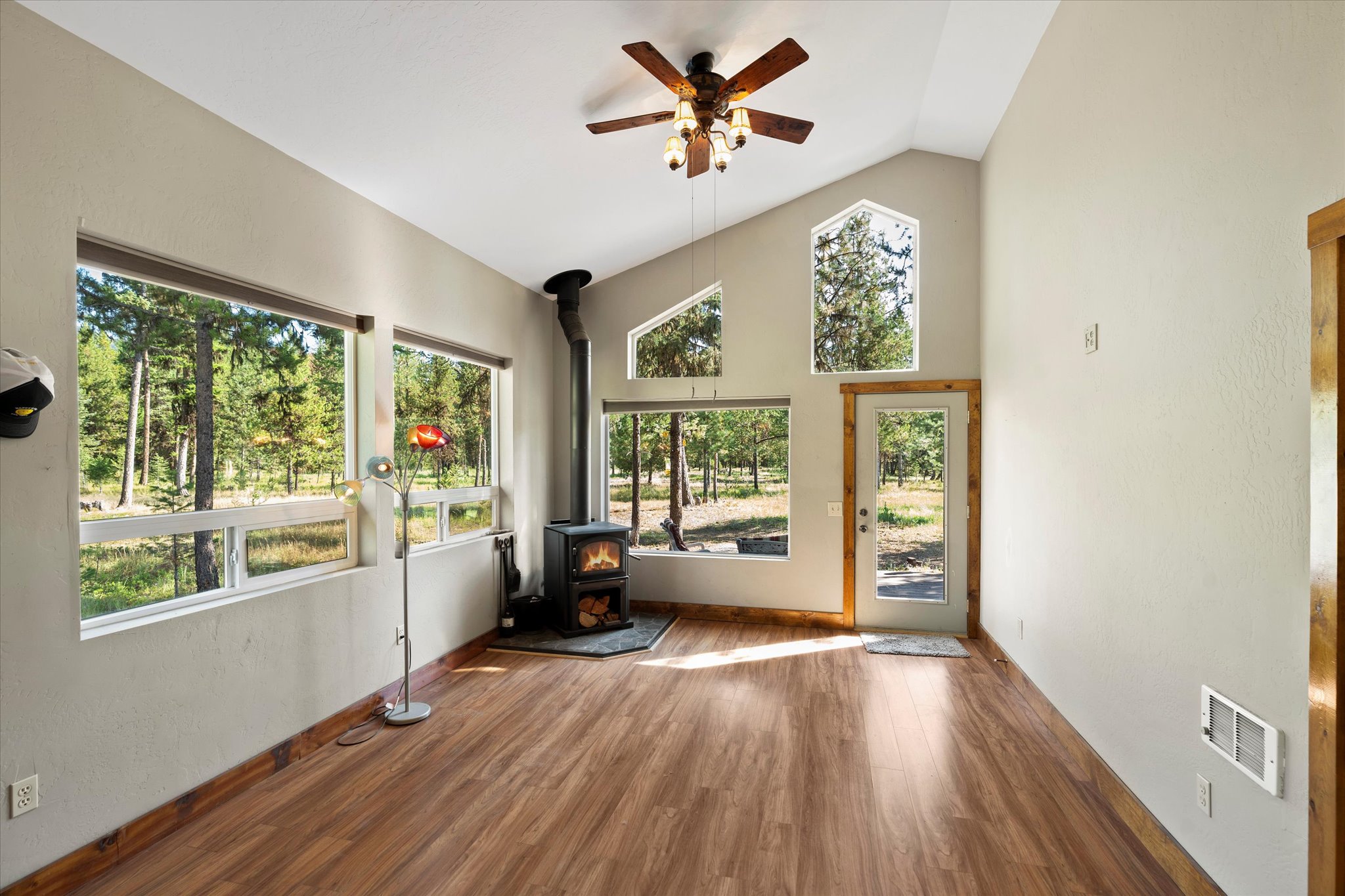 886 Rogers Mountain Loop