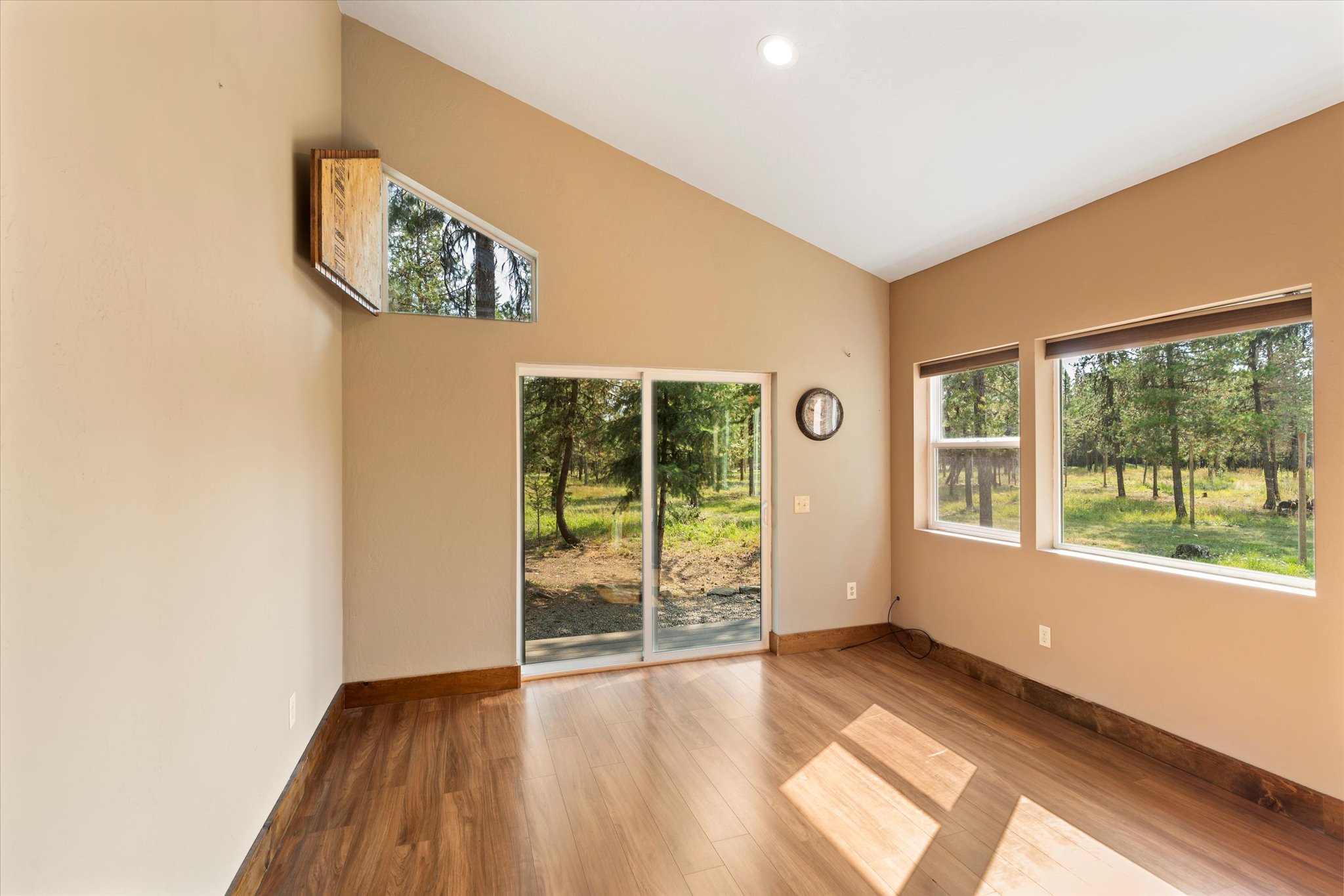 886 Rogers Mountain Loop