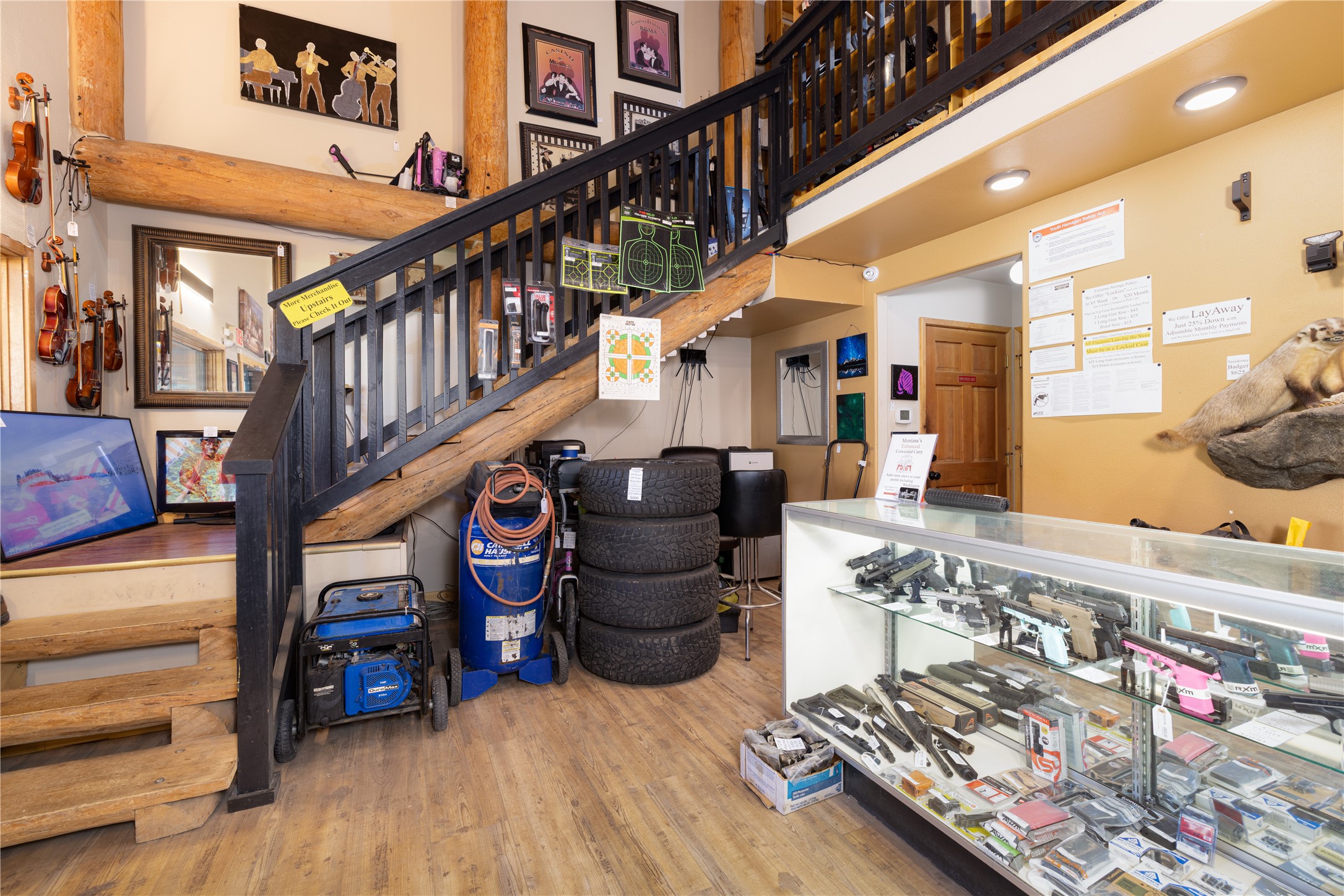 602 Dewey Avenue N 2