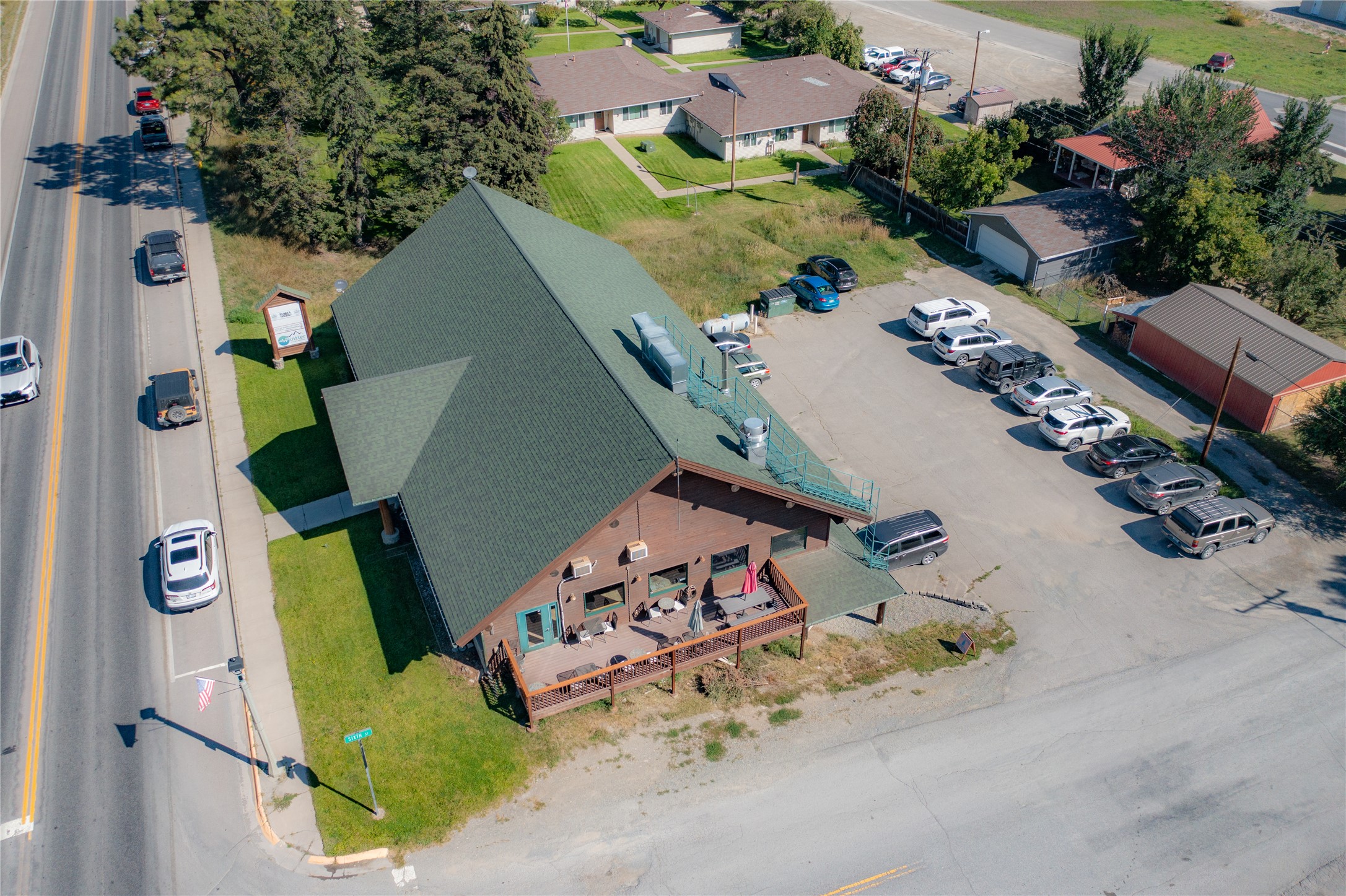 602 Dewey Avenue N 2