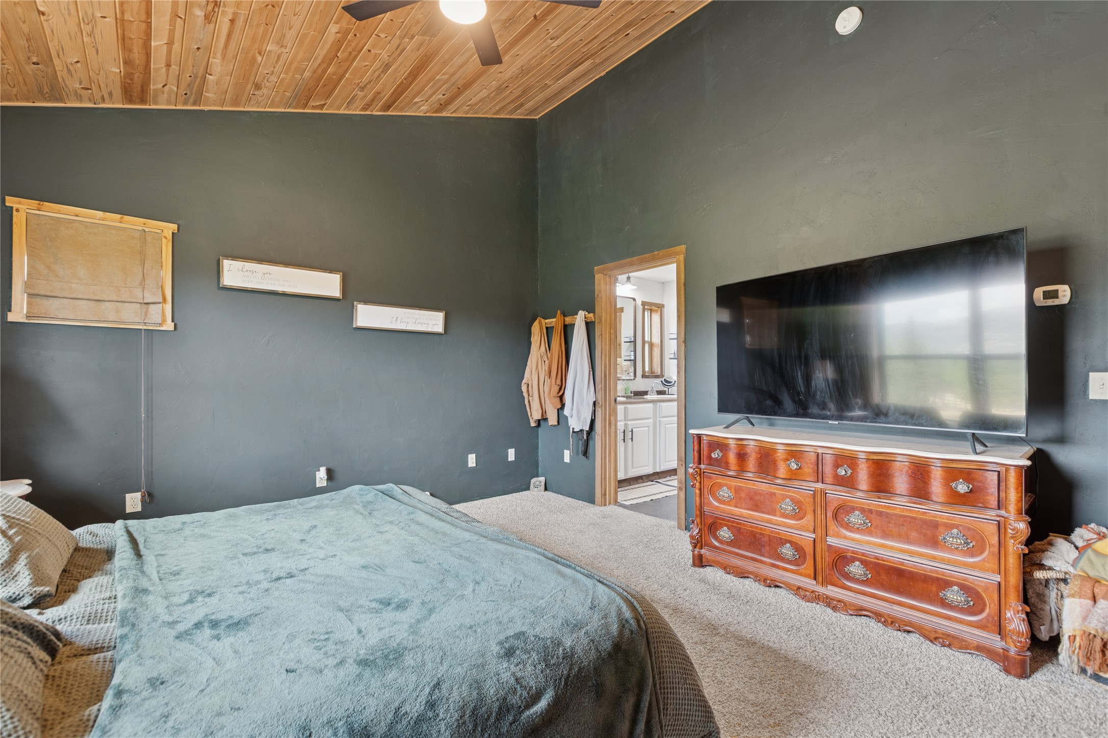 37 & 49 Charles Haskell Court