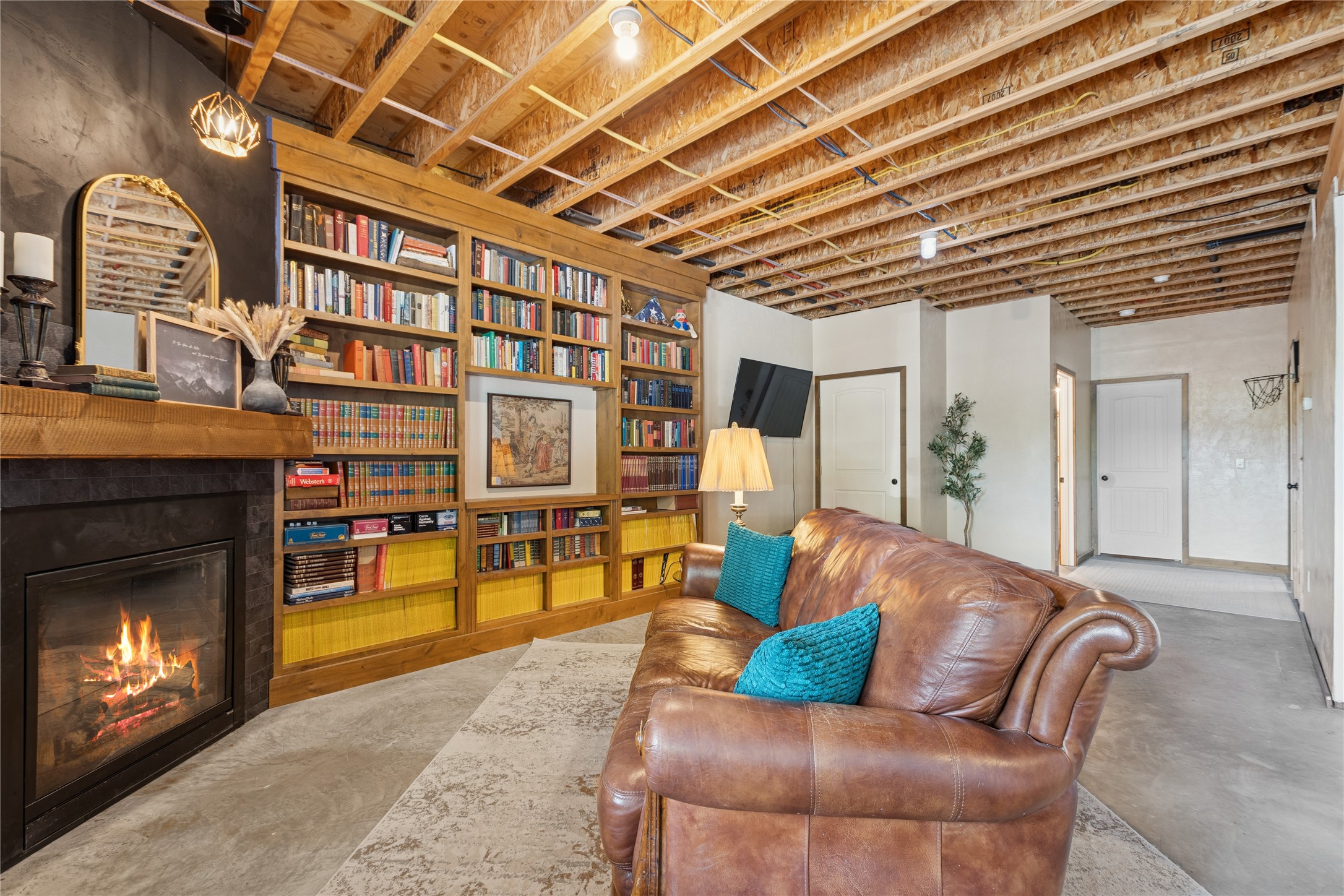 37 & 49 Charles Haskell Court