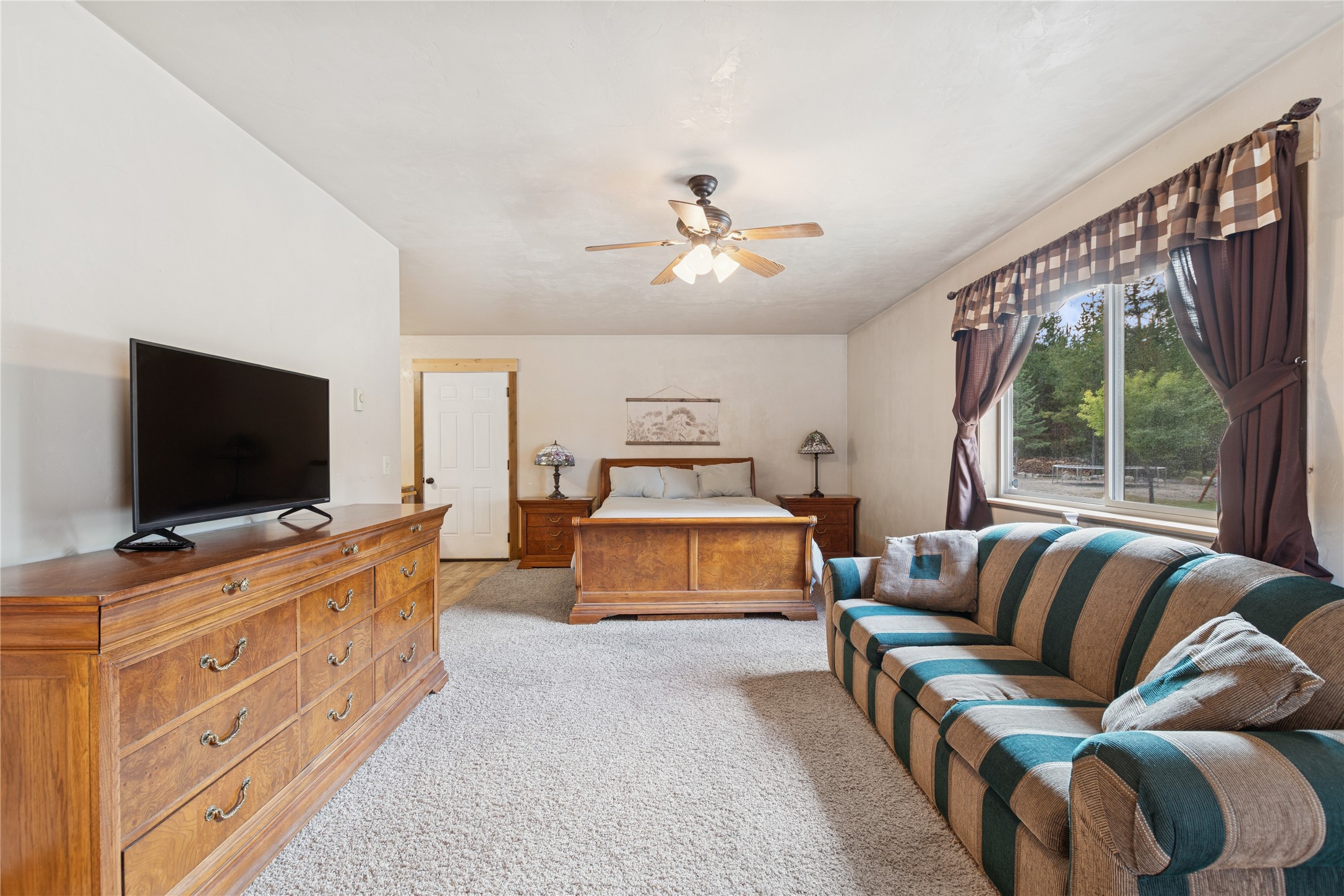 37 & 49 Charles Haskell Court