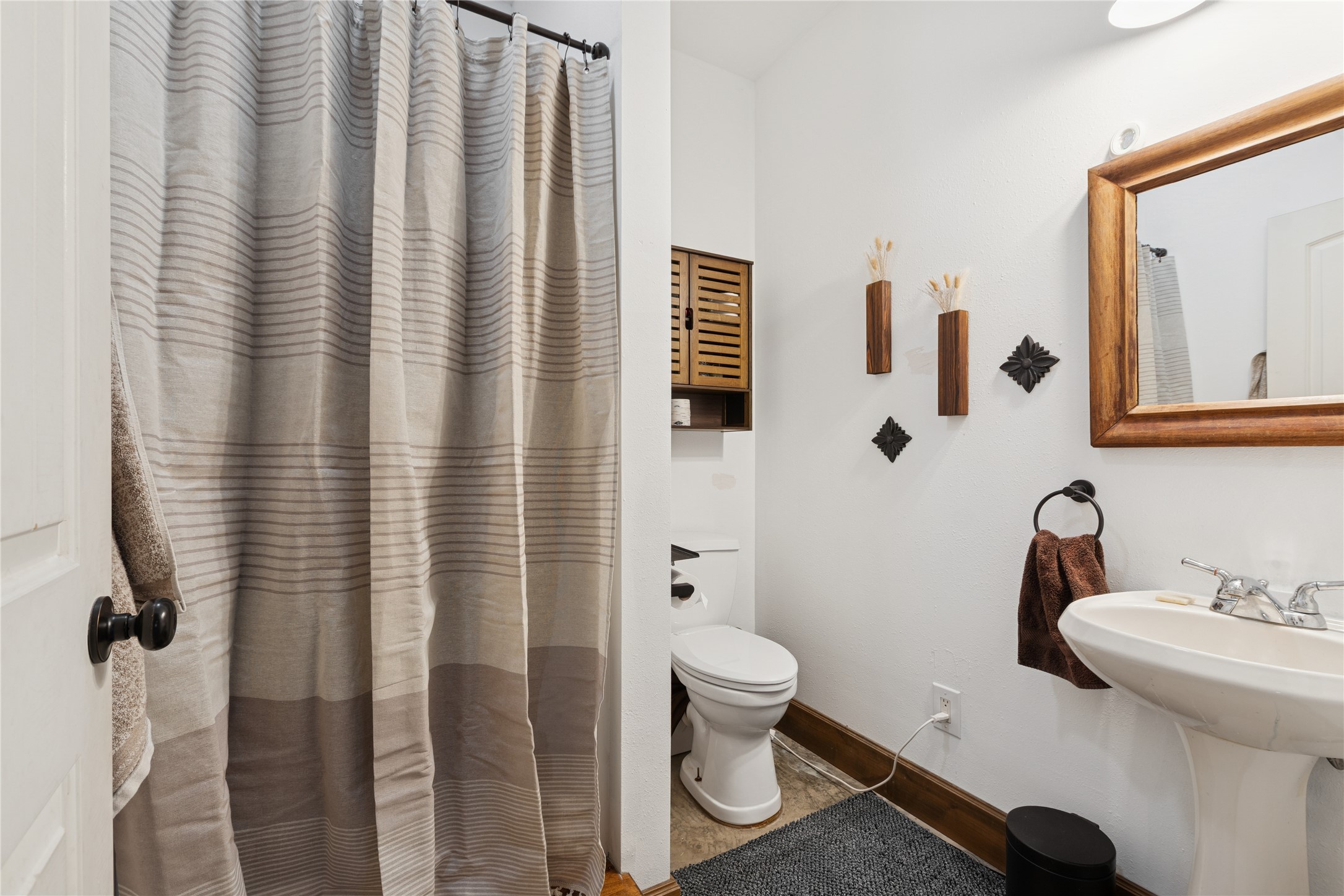 37 & 49 Charles Haskell Court