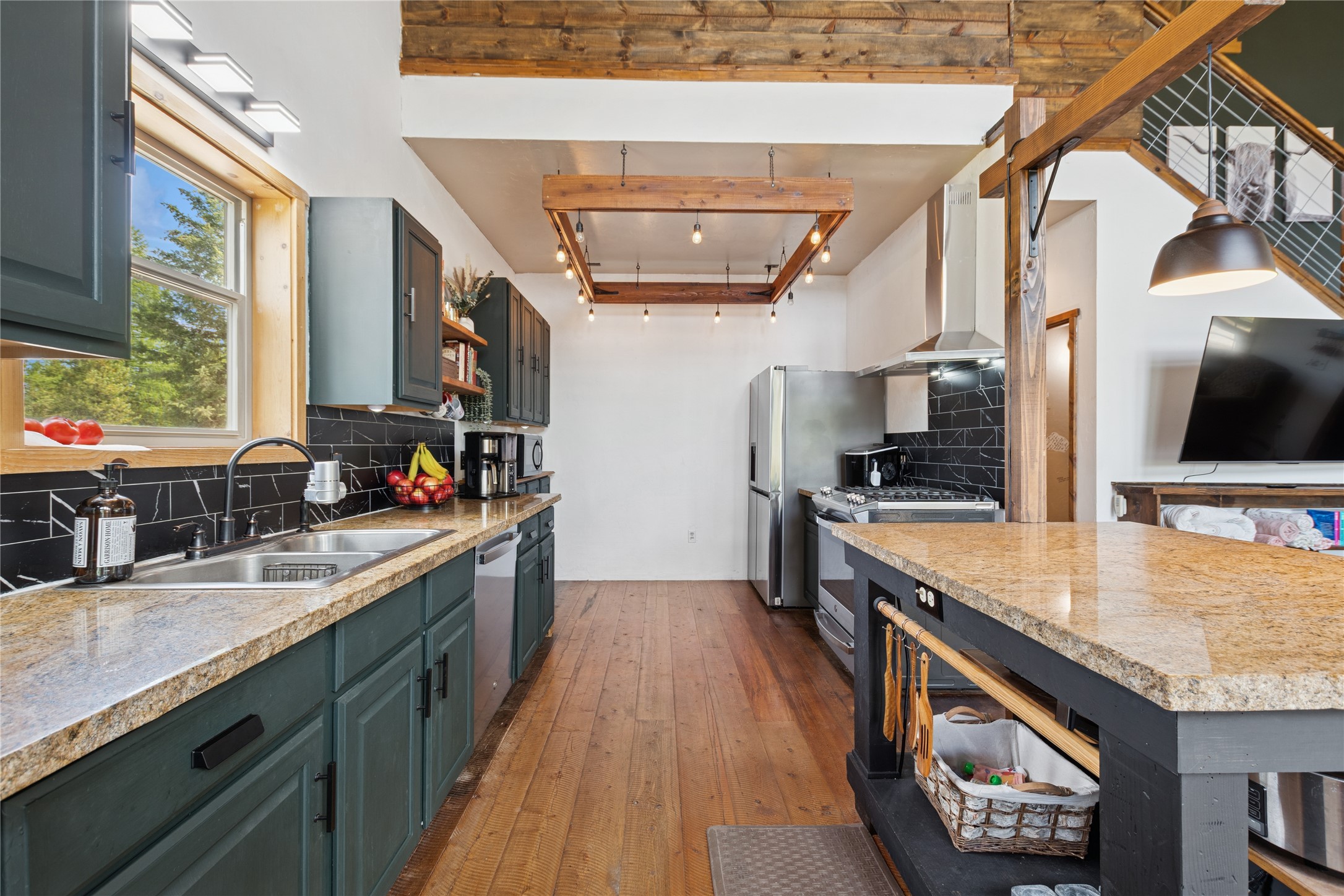 37 & 49 Charles Haskell Court