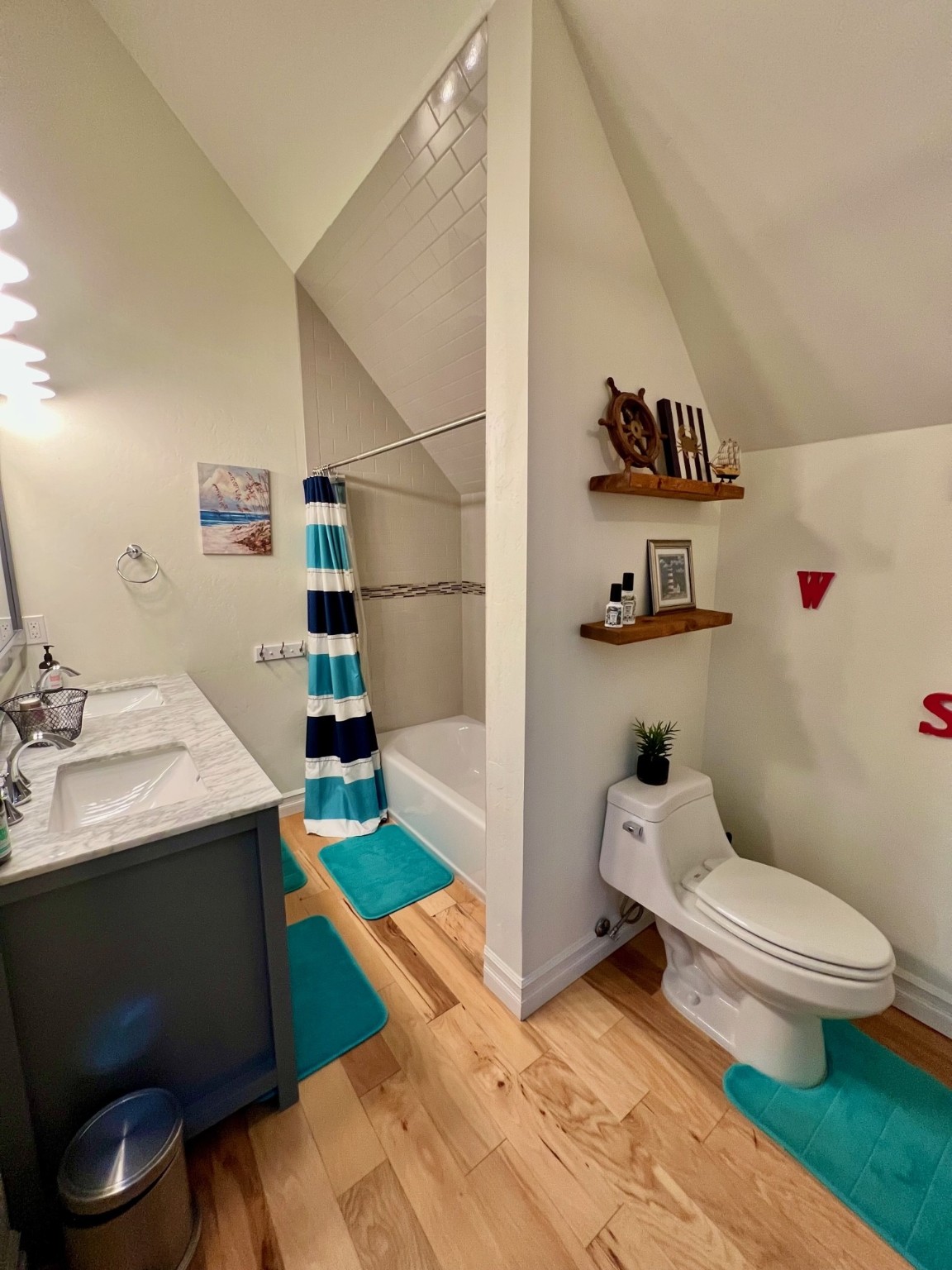 205 Kinnikinnick Lane