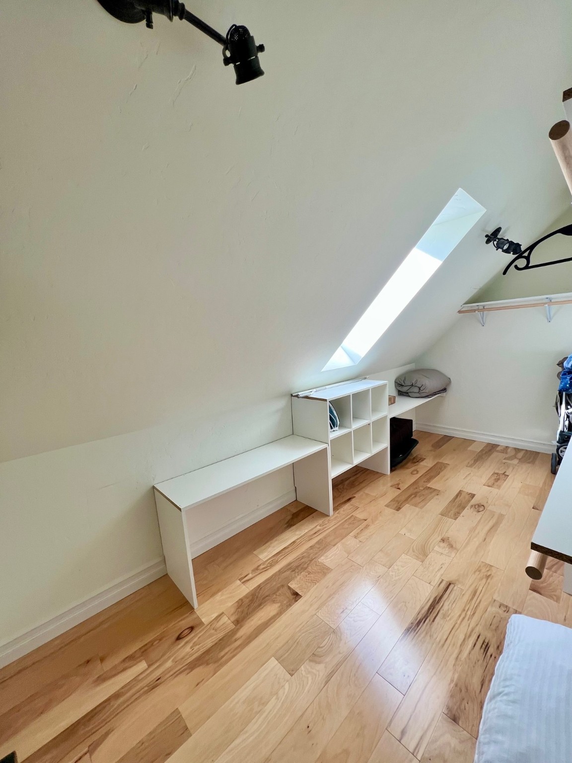 205 Kinnikinnick Lane