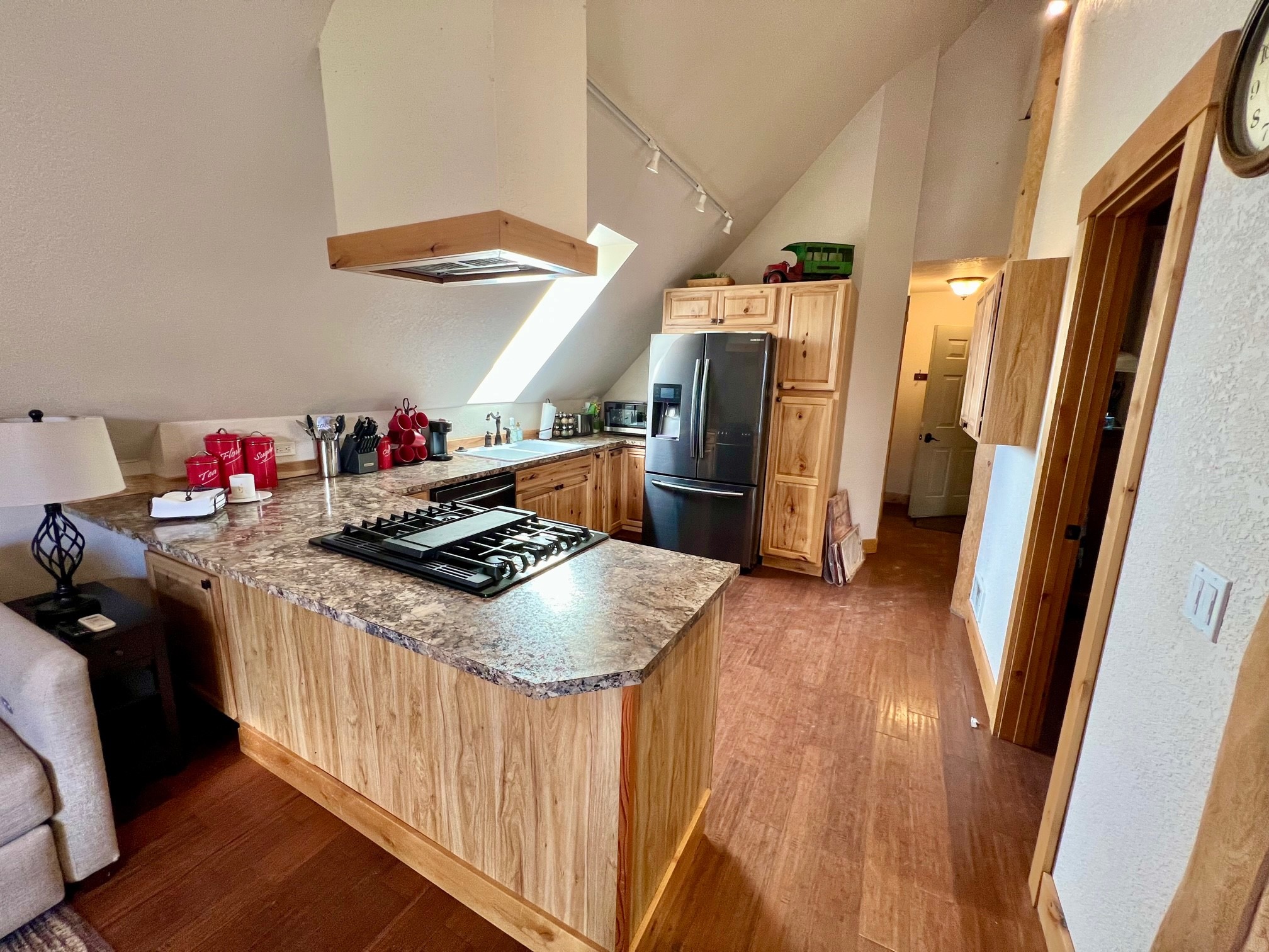 205 Kinnikinnick Lane