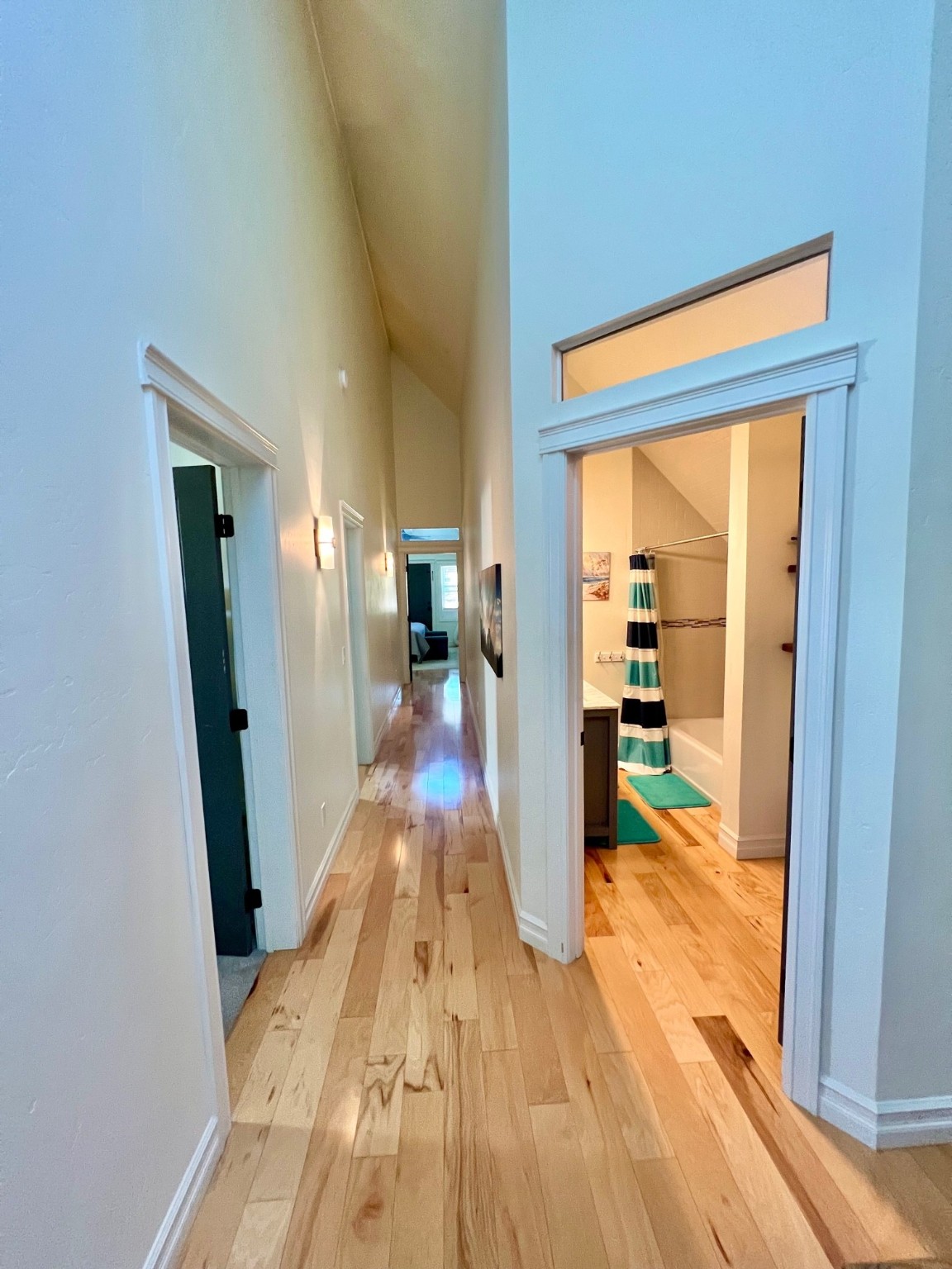 205 Kinnikinnick Lane