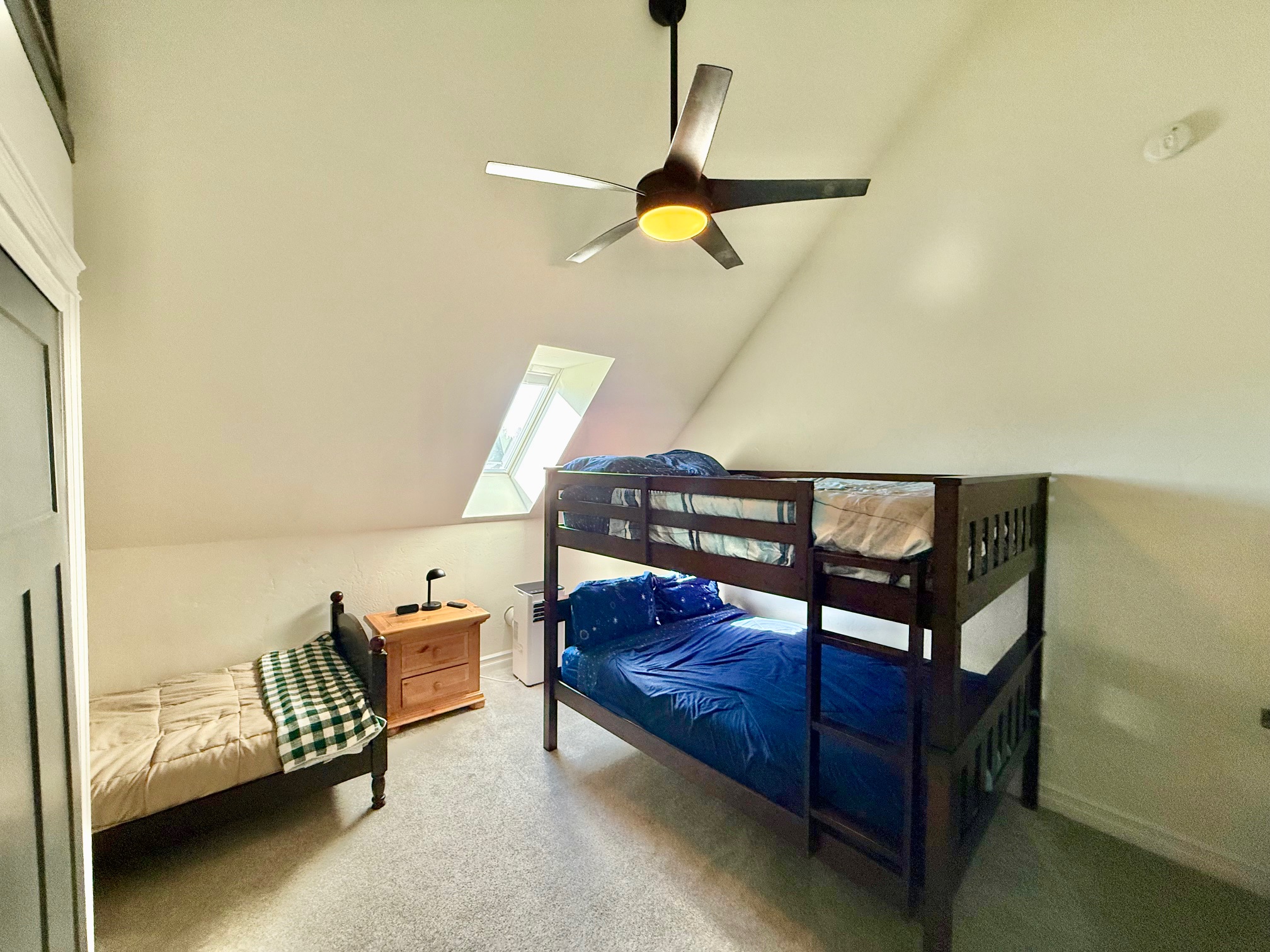 205 Kinnikinnick Lane