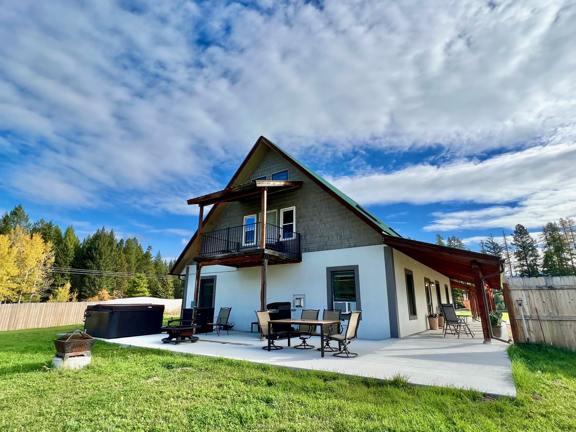 205 Kinnikinnick Lane