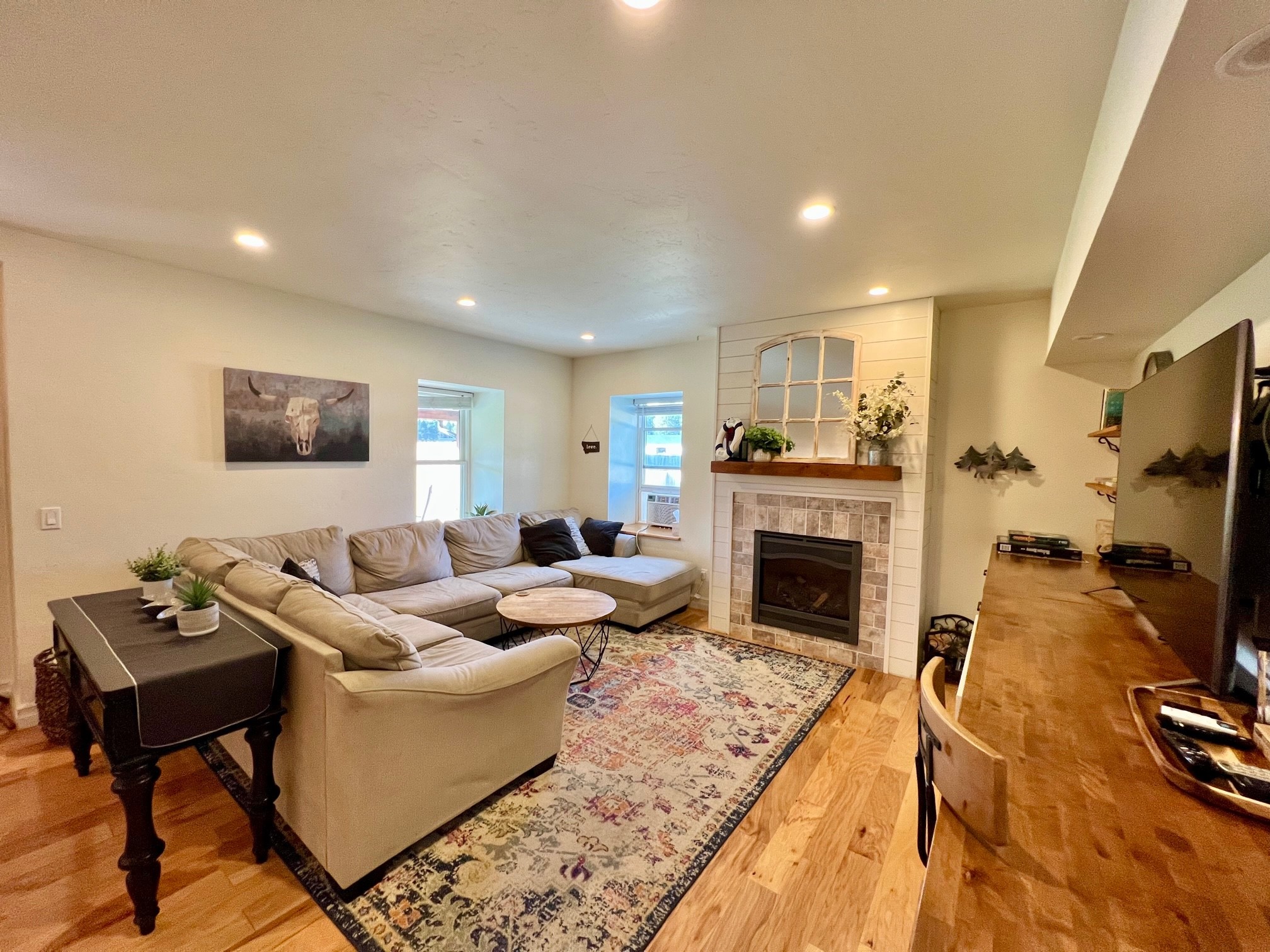 205 Kinnikinnick Lane