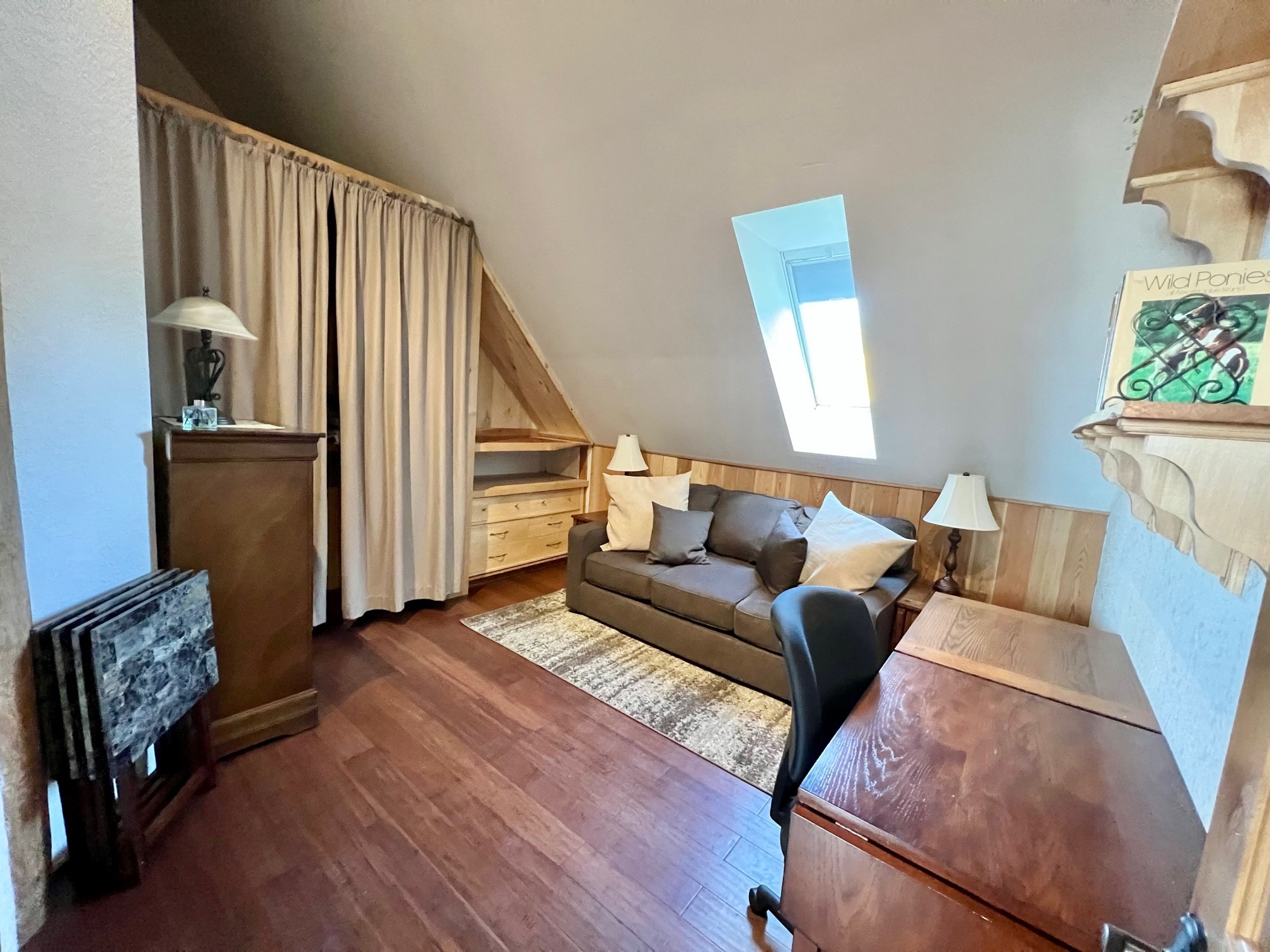 205 Kinnikinnick Lane