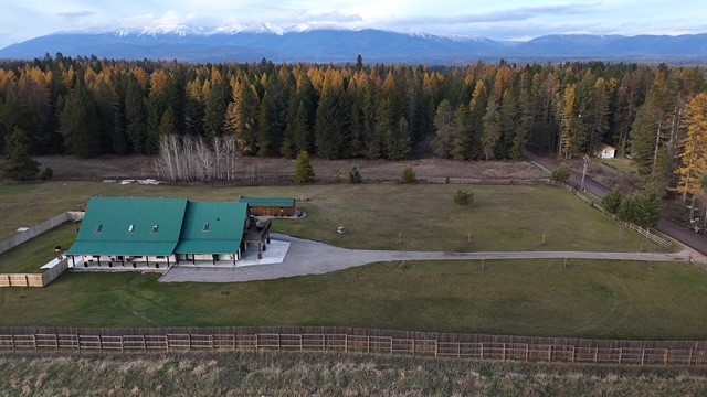 205 Kinnikinnick Lane