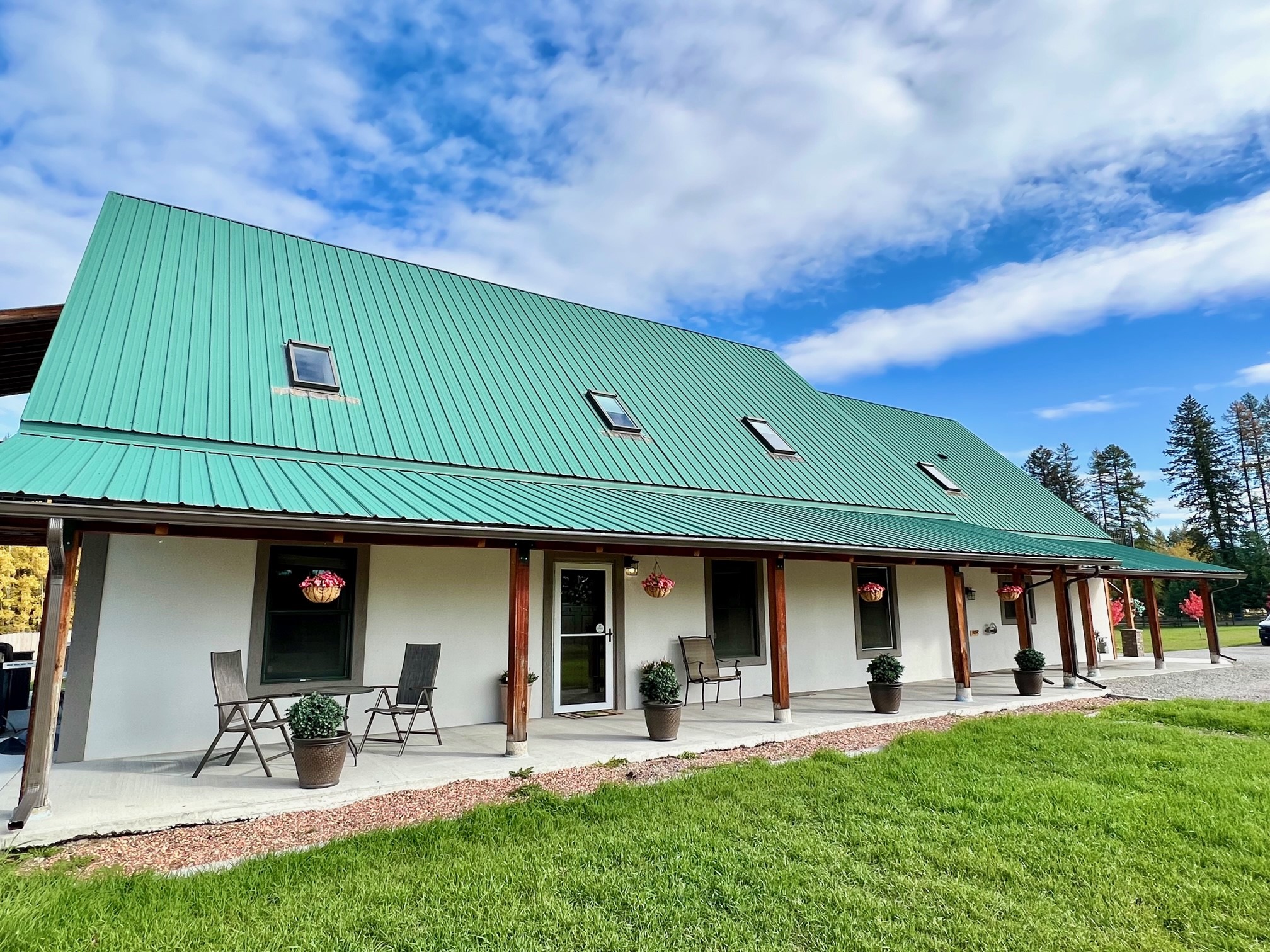 205 Kinnikinnick Lane