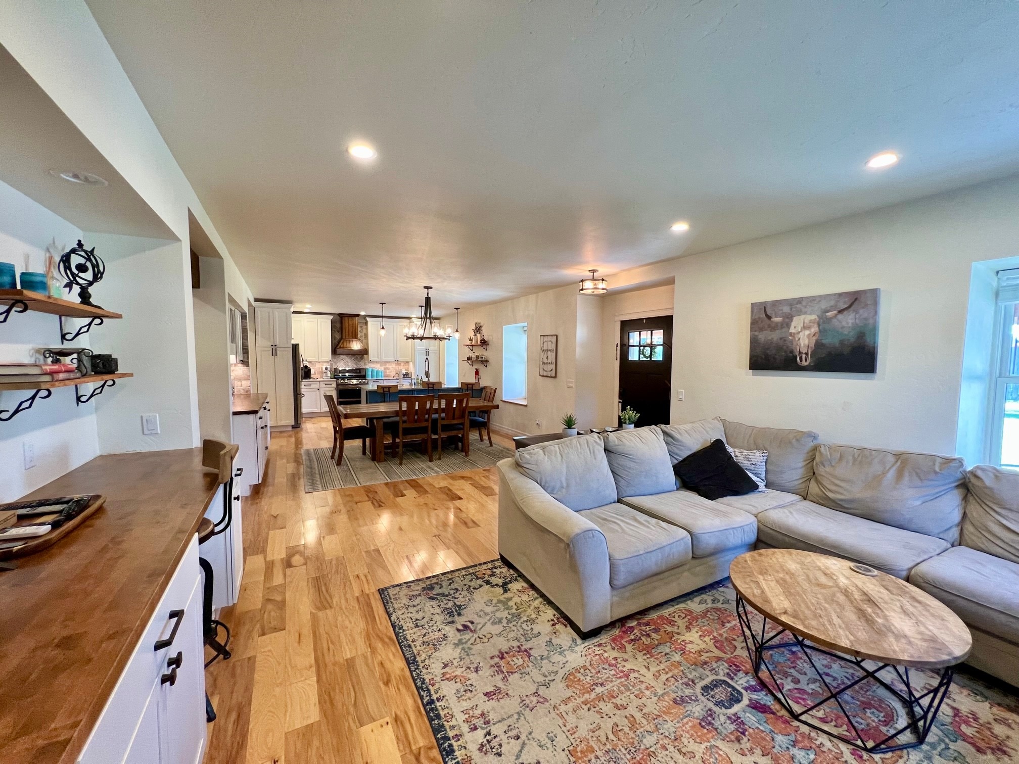 205 Kinnikinnick Lane