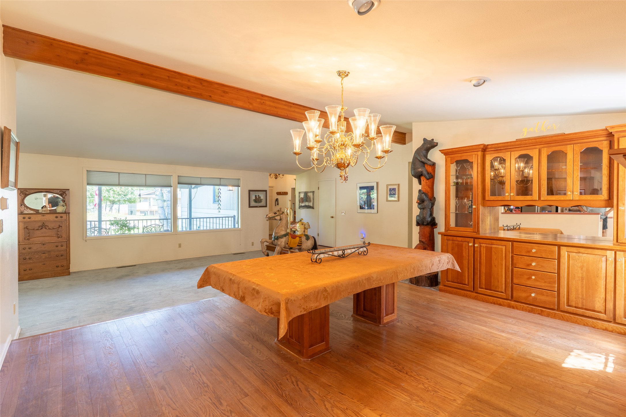 1037 7th Street W