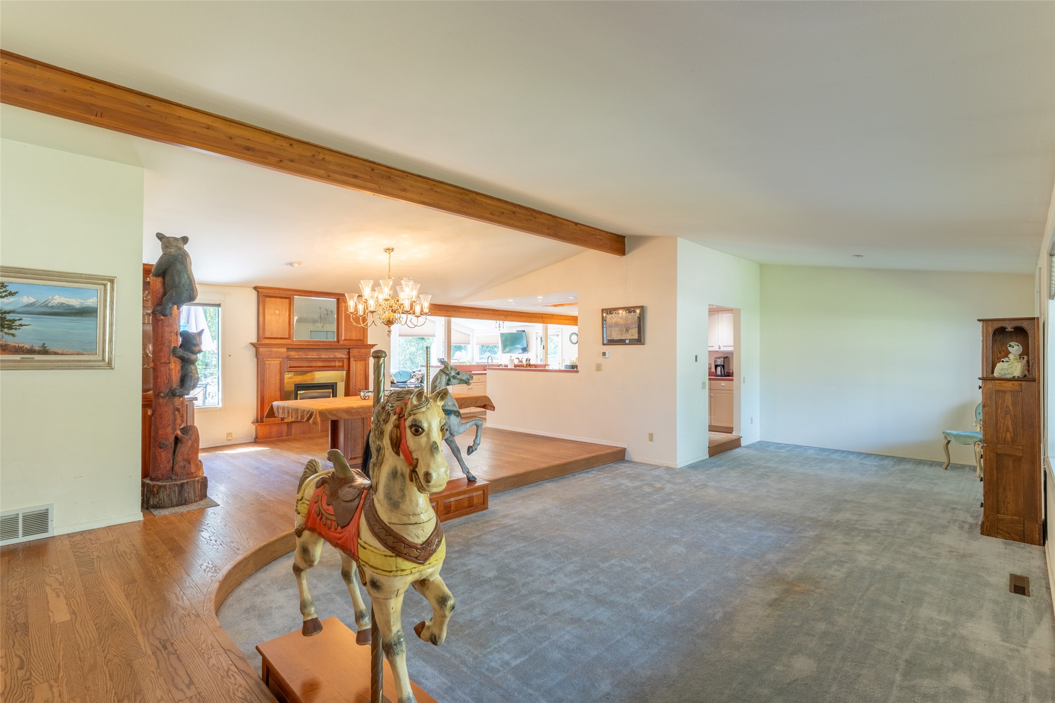 1037 7th Street W