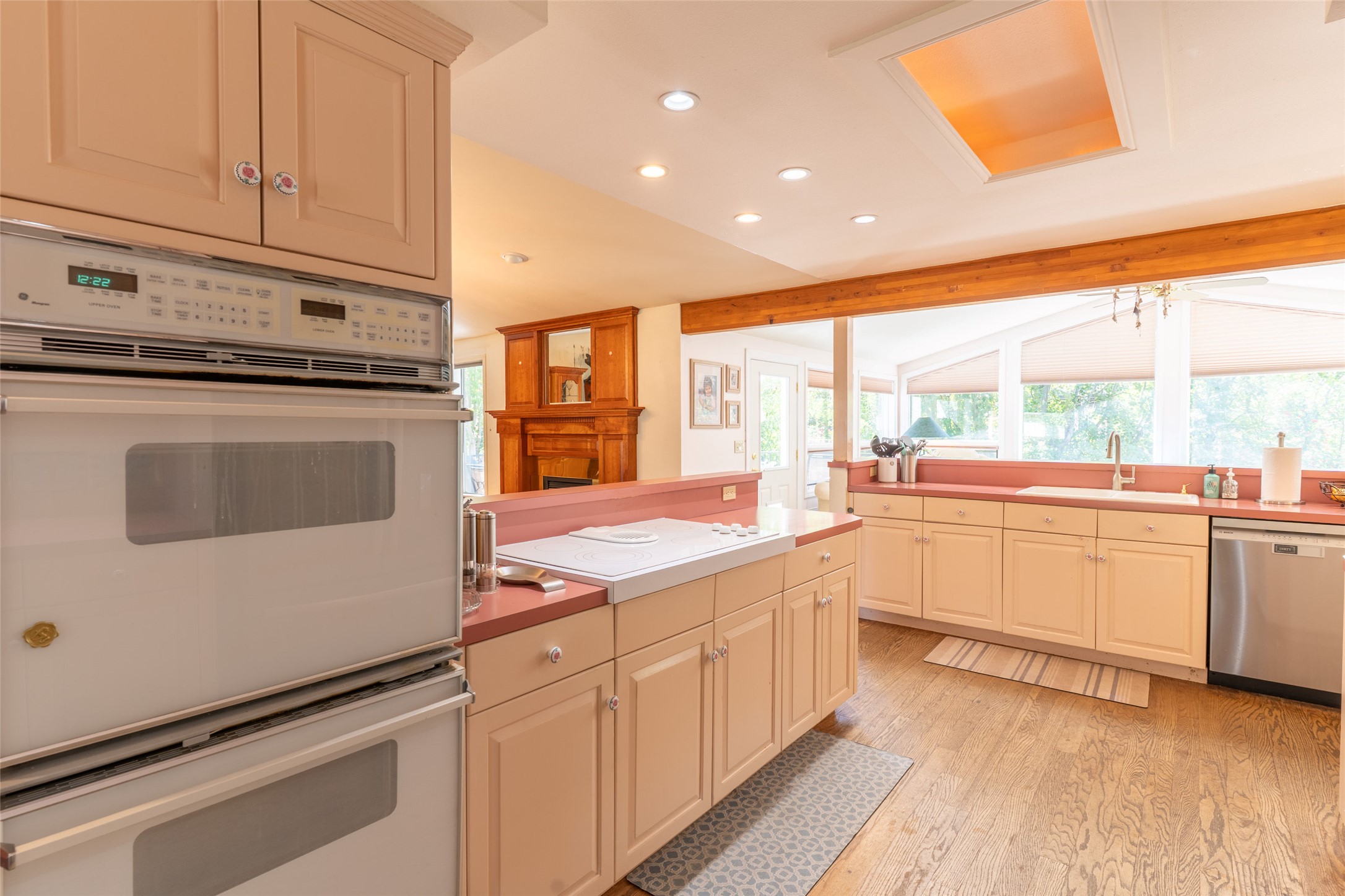 1037 7th Street W