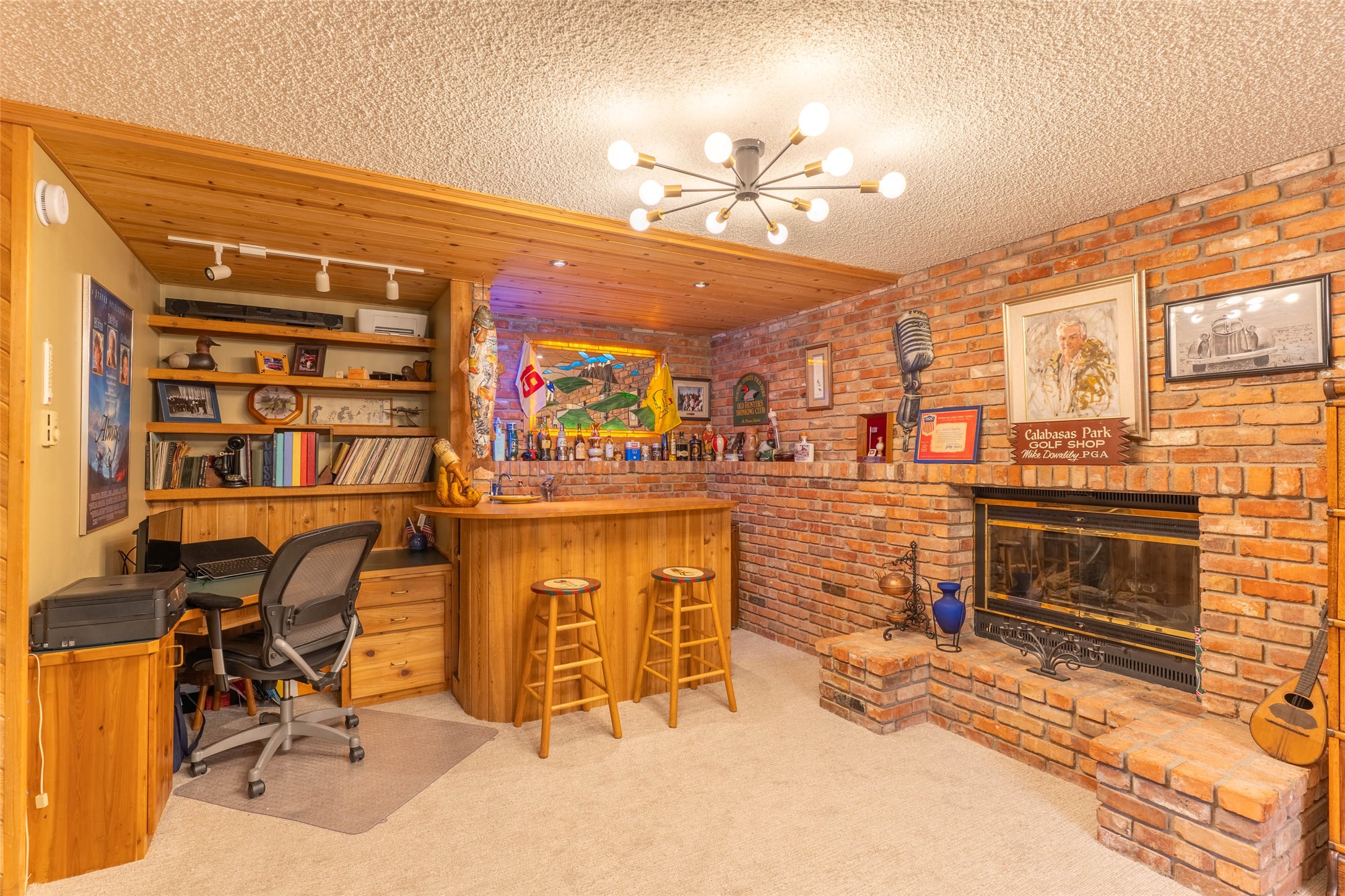 1037 7th Street W