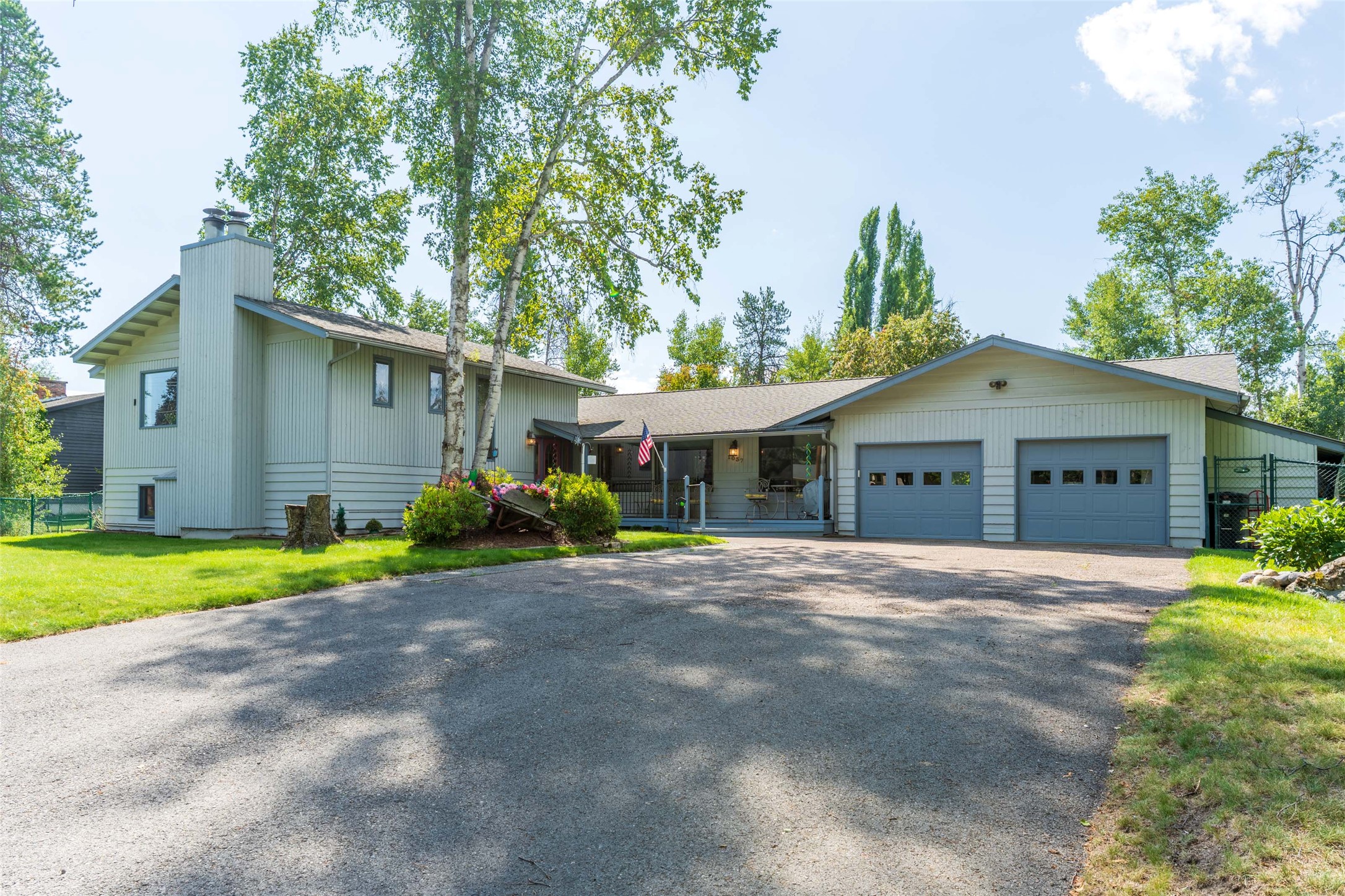 1037 7th Street W