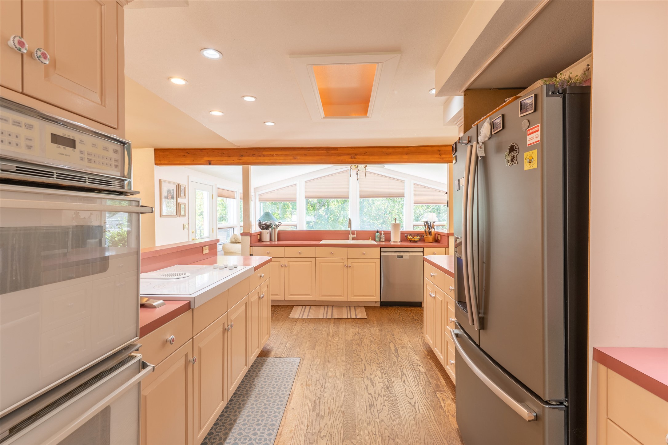 1037 7th Street W