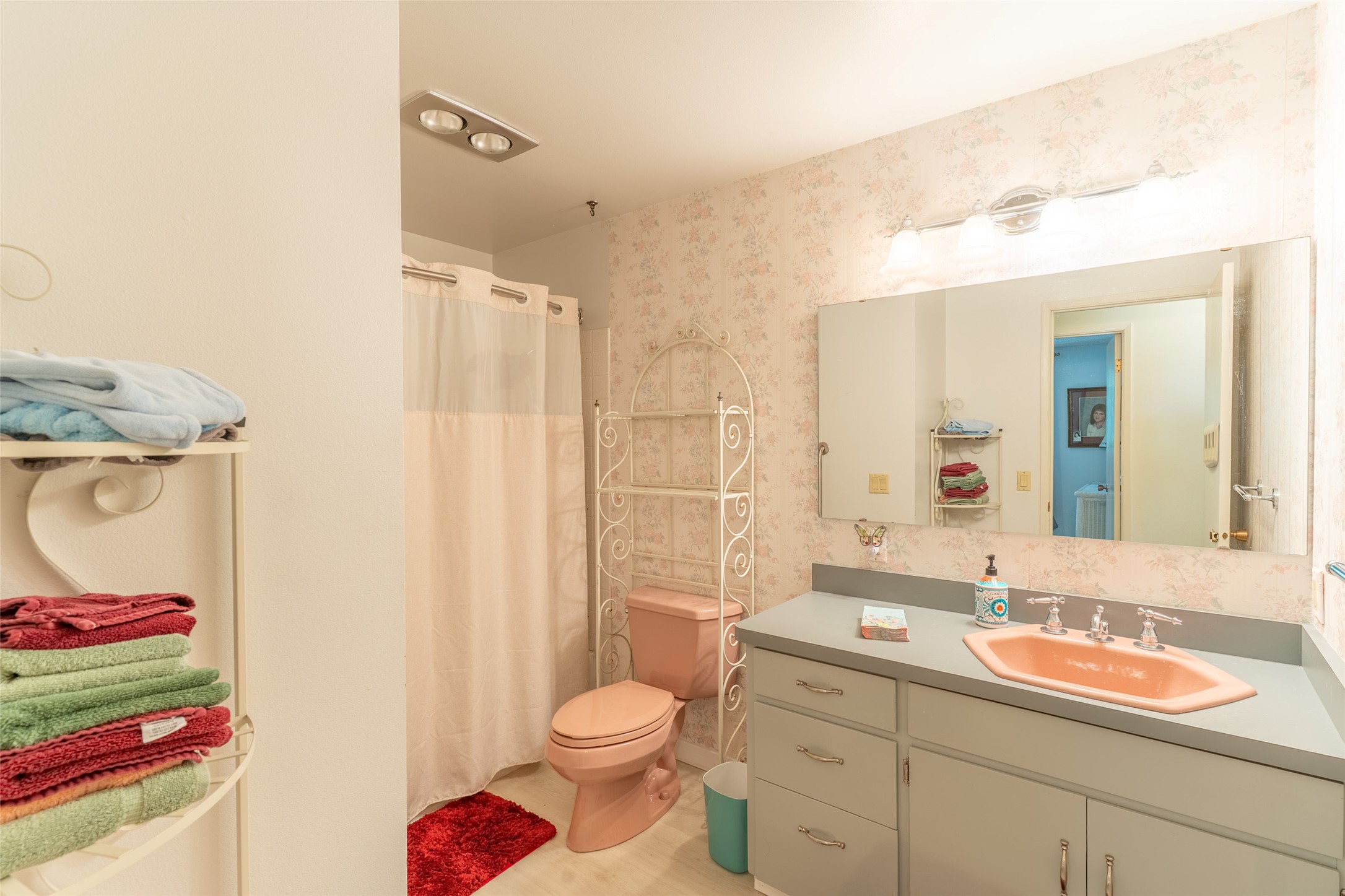 1037 7th Street W