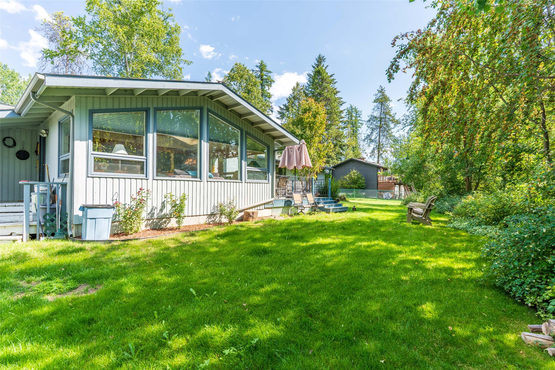 1037 7th Street W