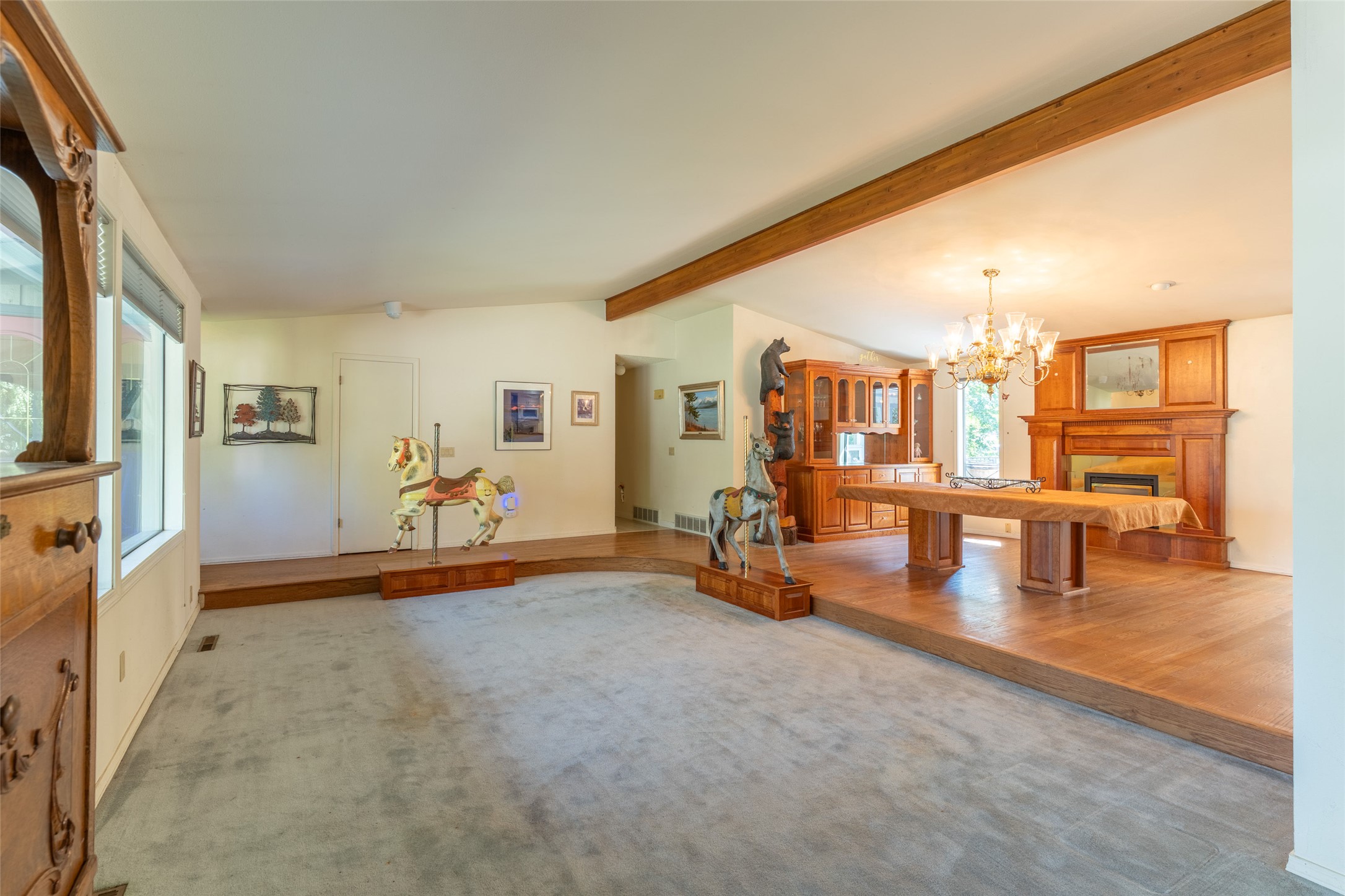 1037 7th Street W