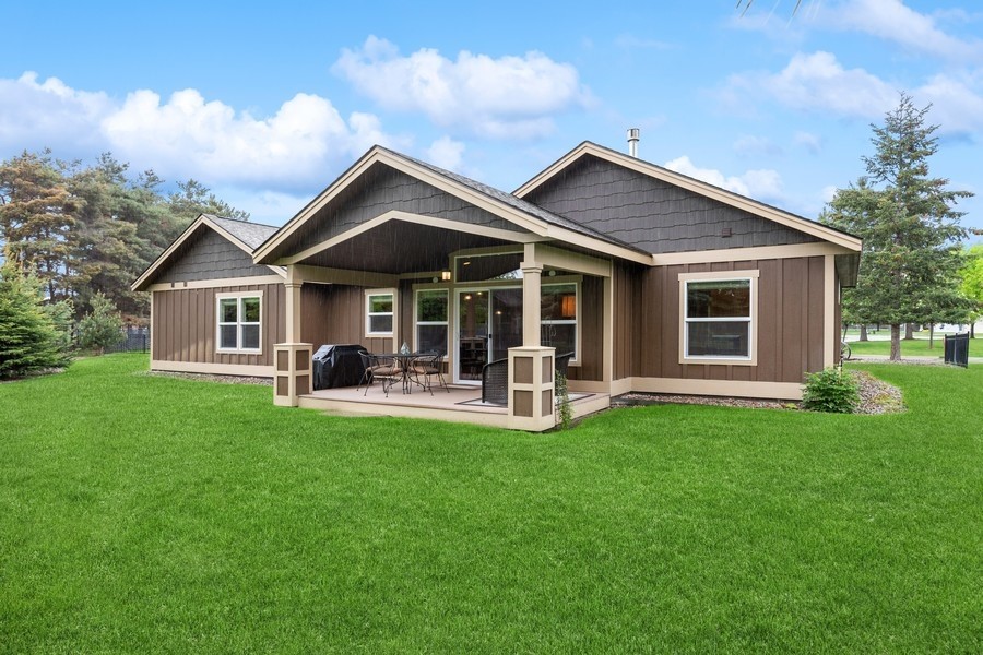 715 Doug Fir Circle