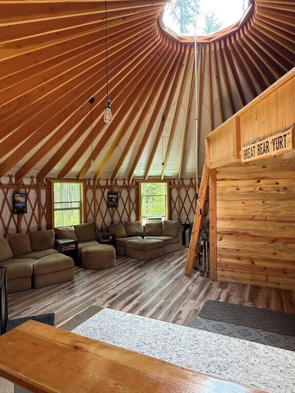 14875 Us Highway 2 E