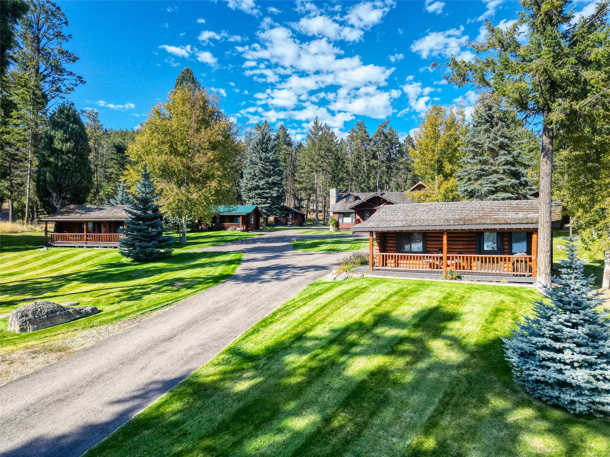 5463 Us Highway 93 S