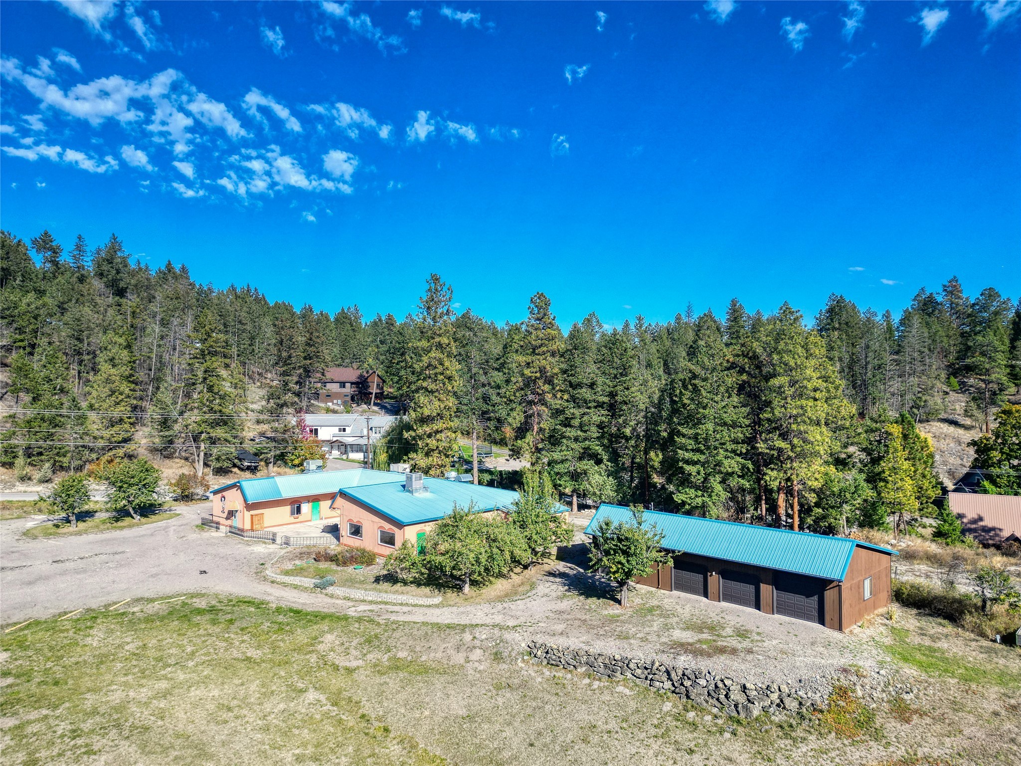 5463 Us Highway 93 S