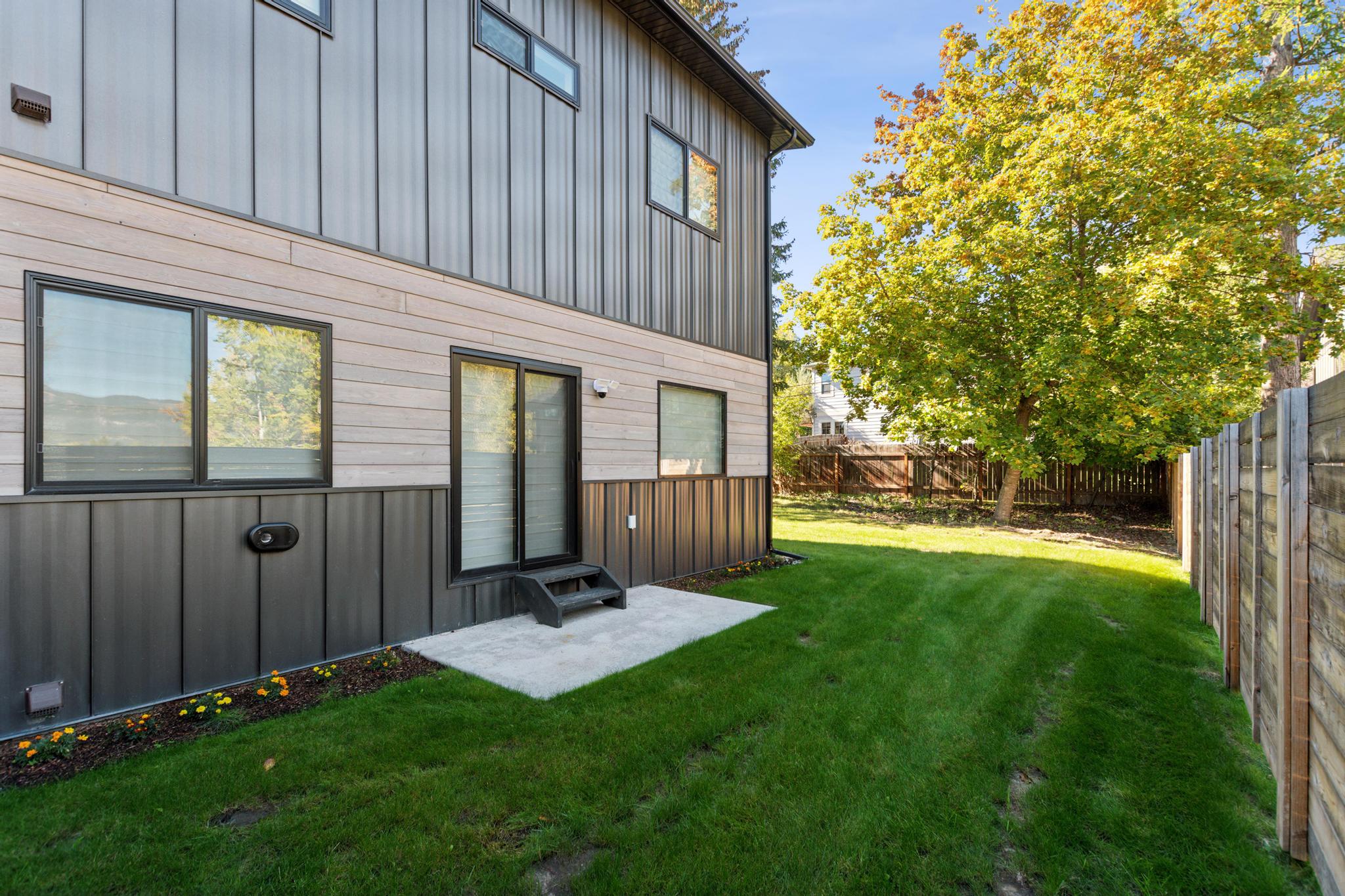 122 Karrow Avenue A