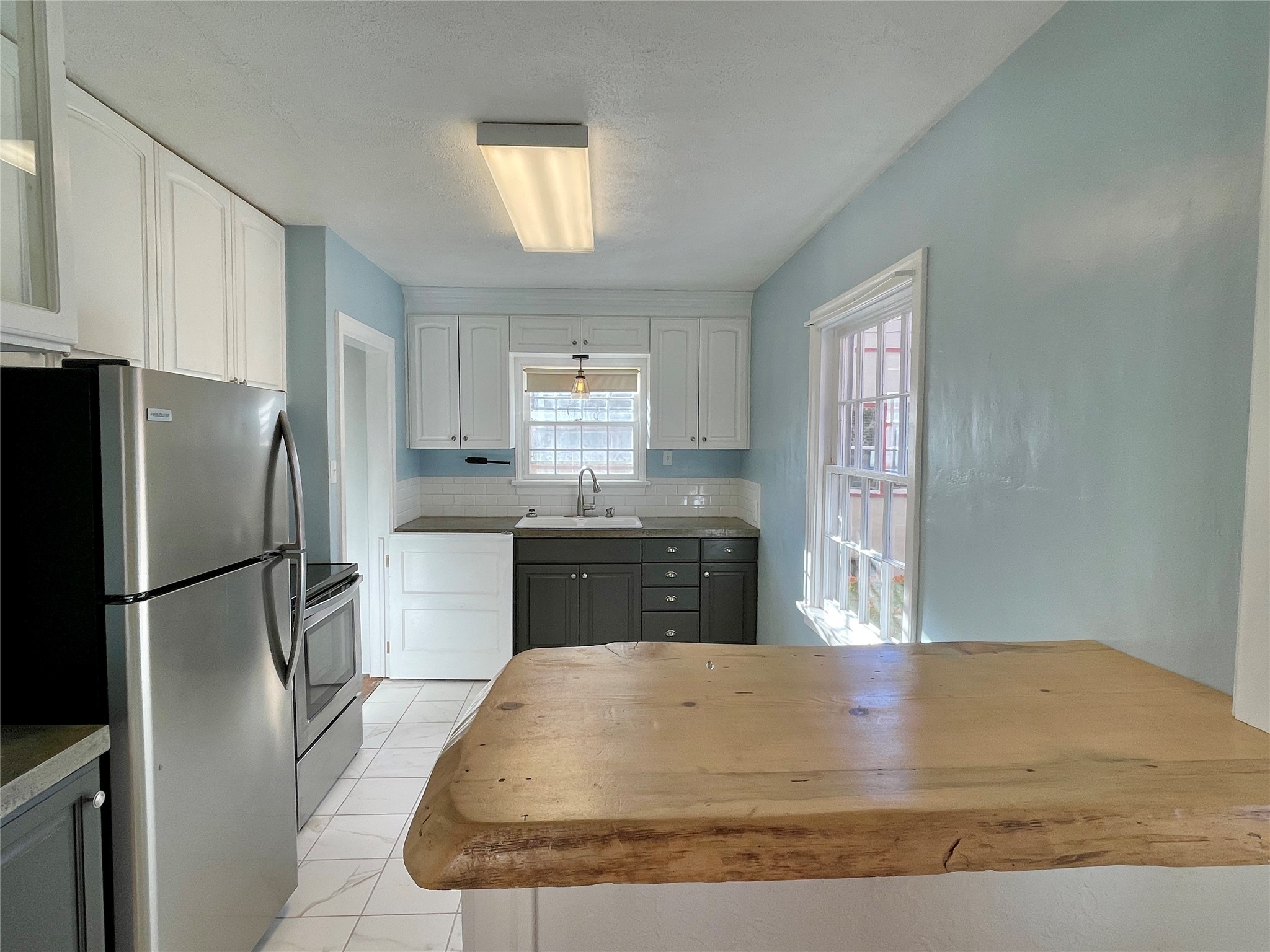 661 1st Avenue East N