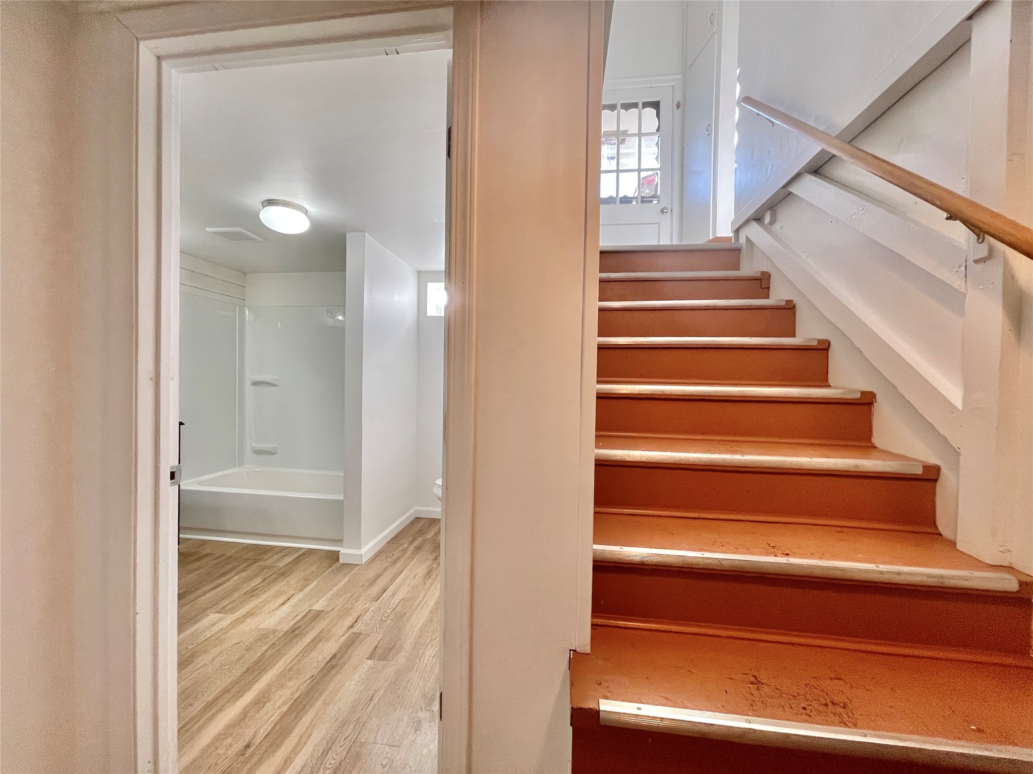 661 1st Avenue East N