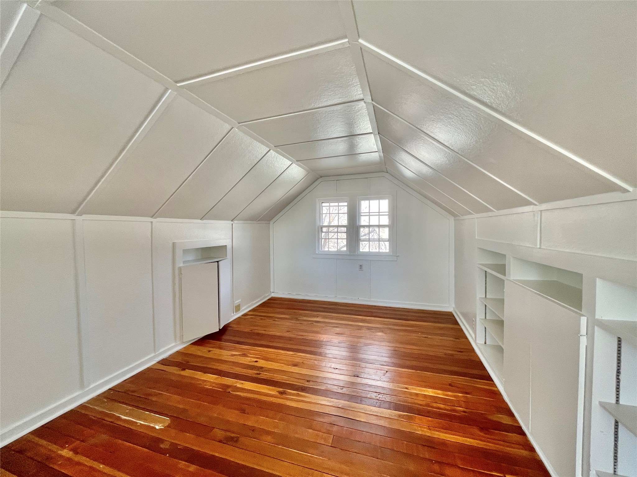 661 1st Avenue East N