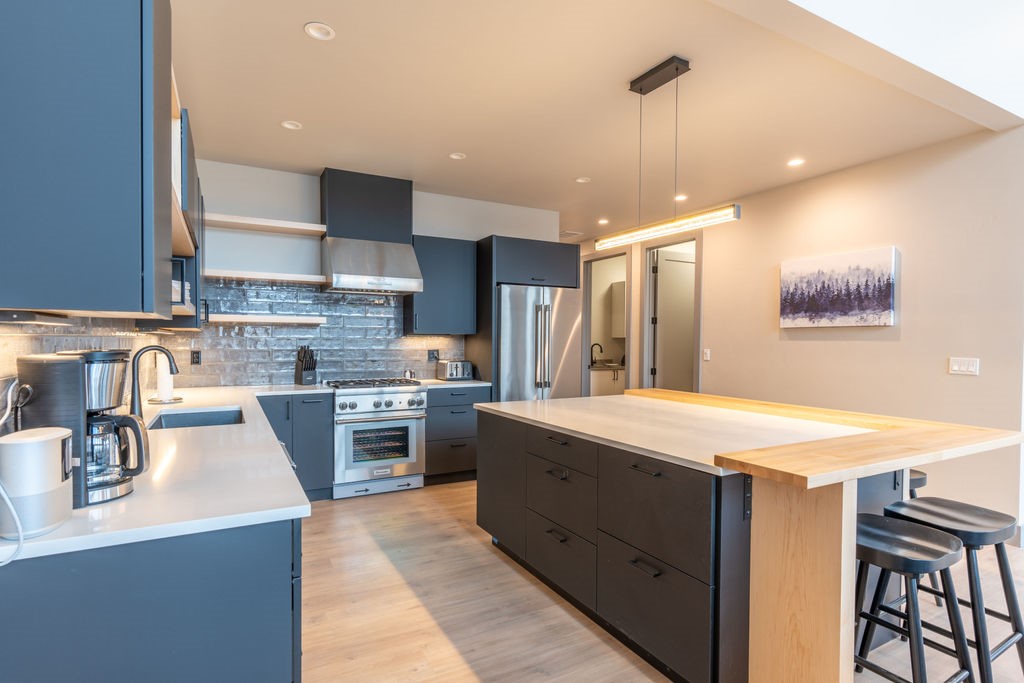 968 Colorado Avenue B