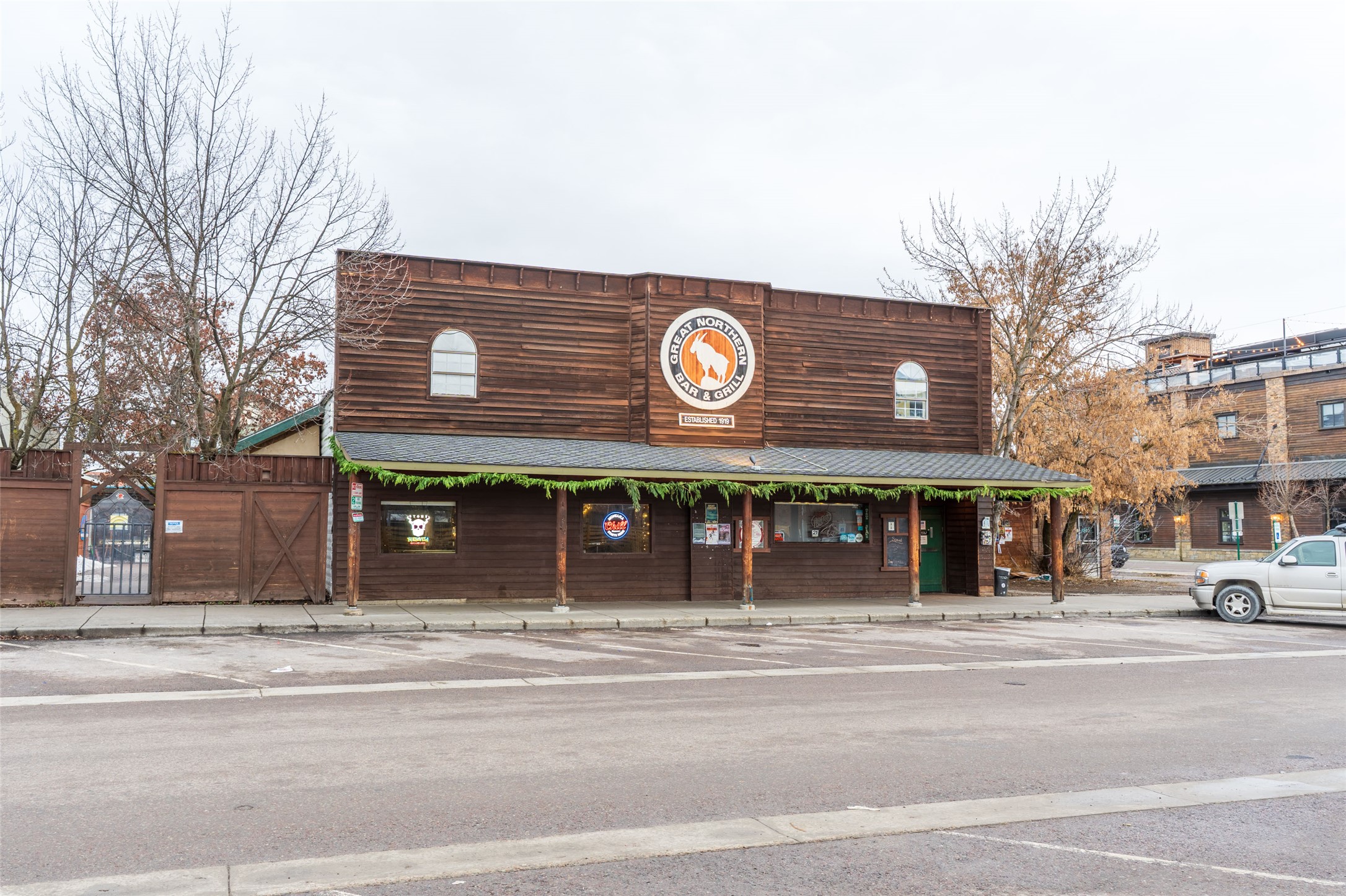 27 Central Avenue