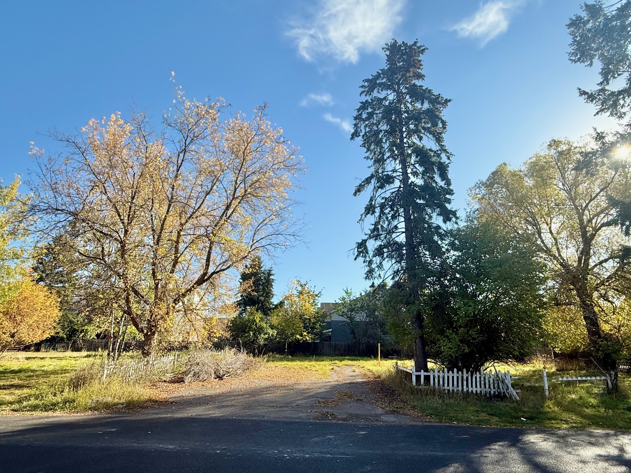 23 & 7 Iowa Avenue