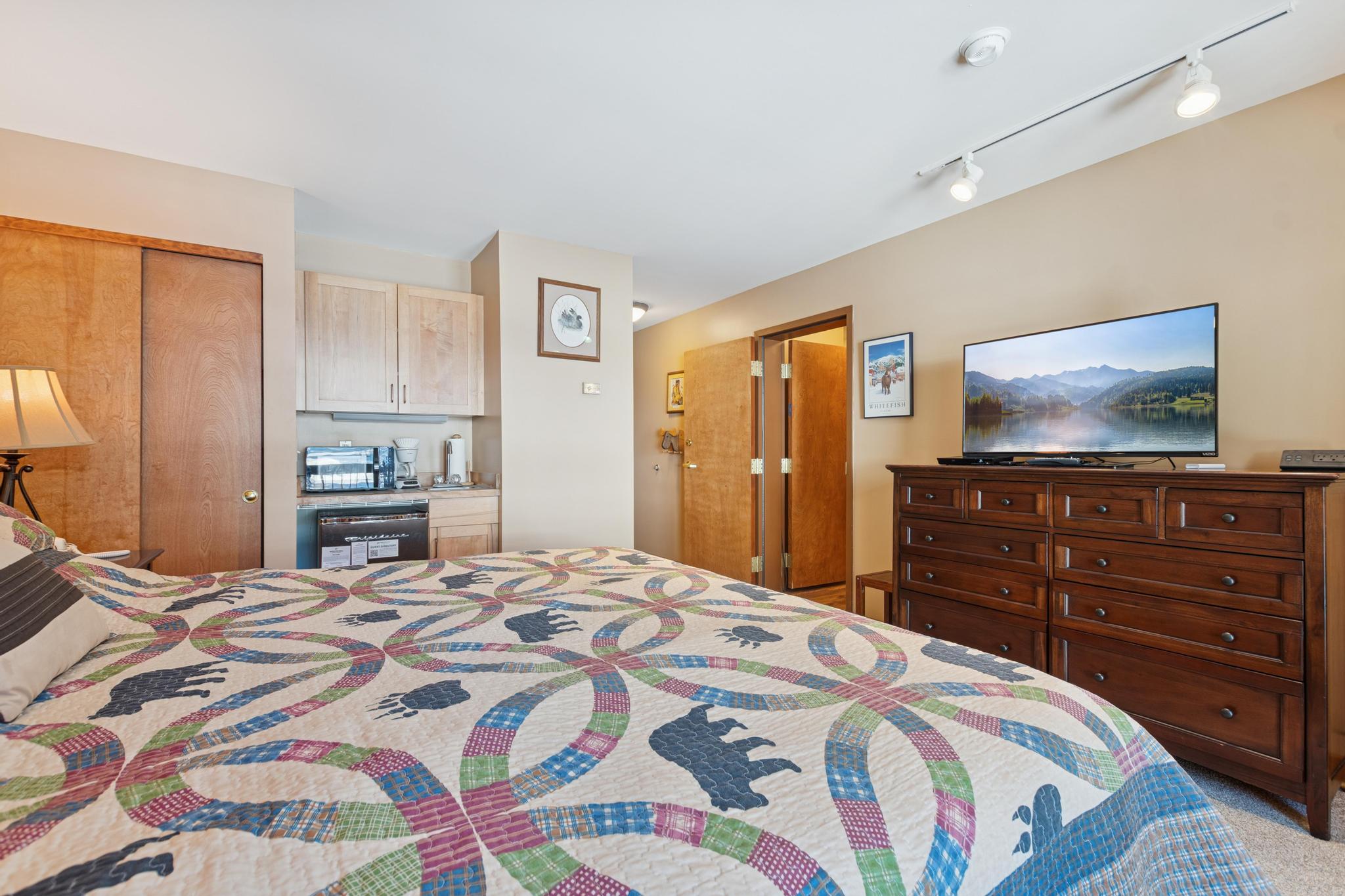 3889 Big Mountain Road 302