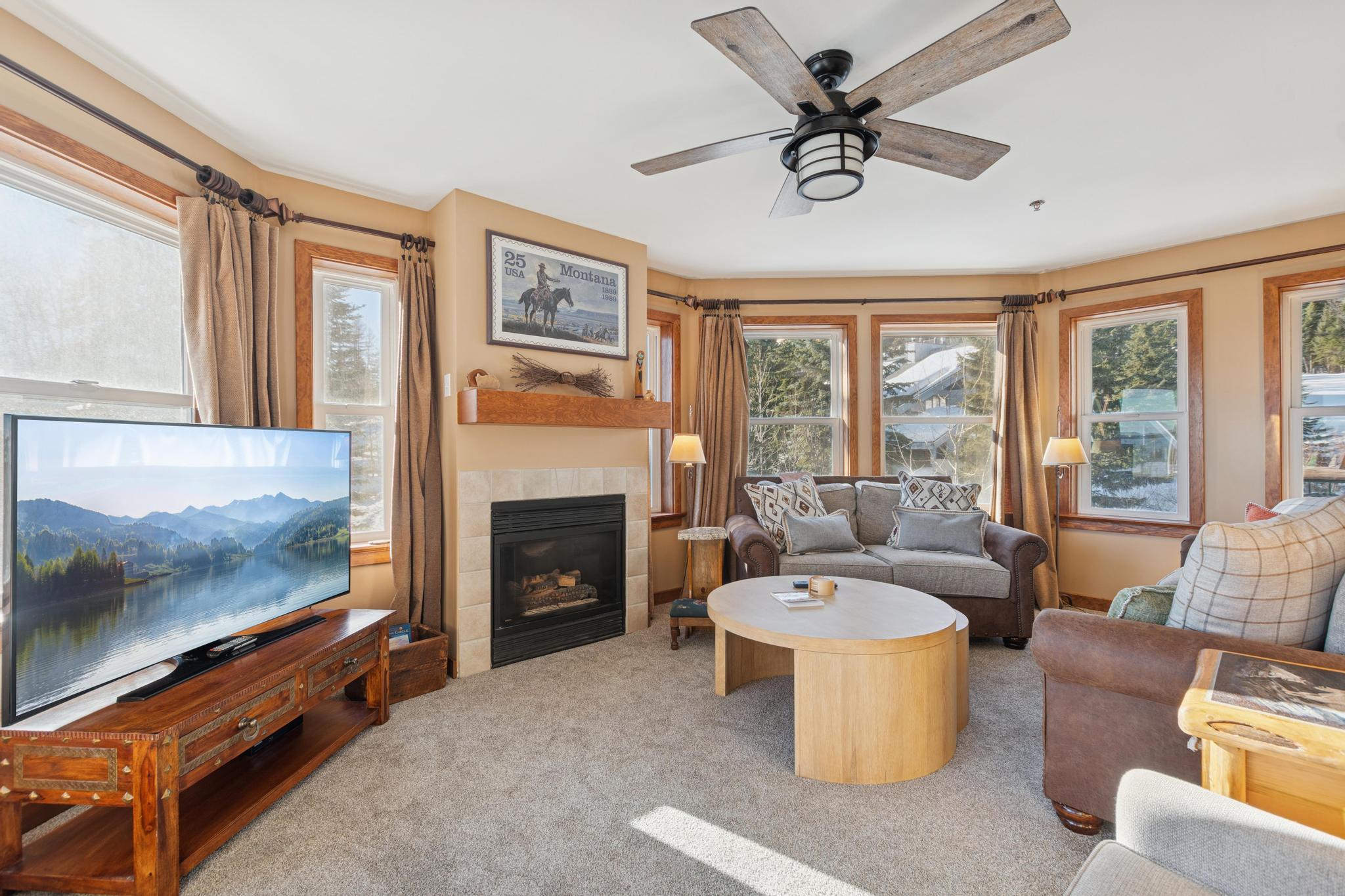 3889 Big Mountain Road 302