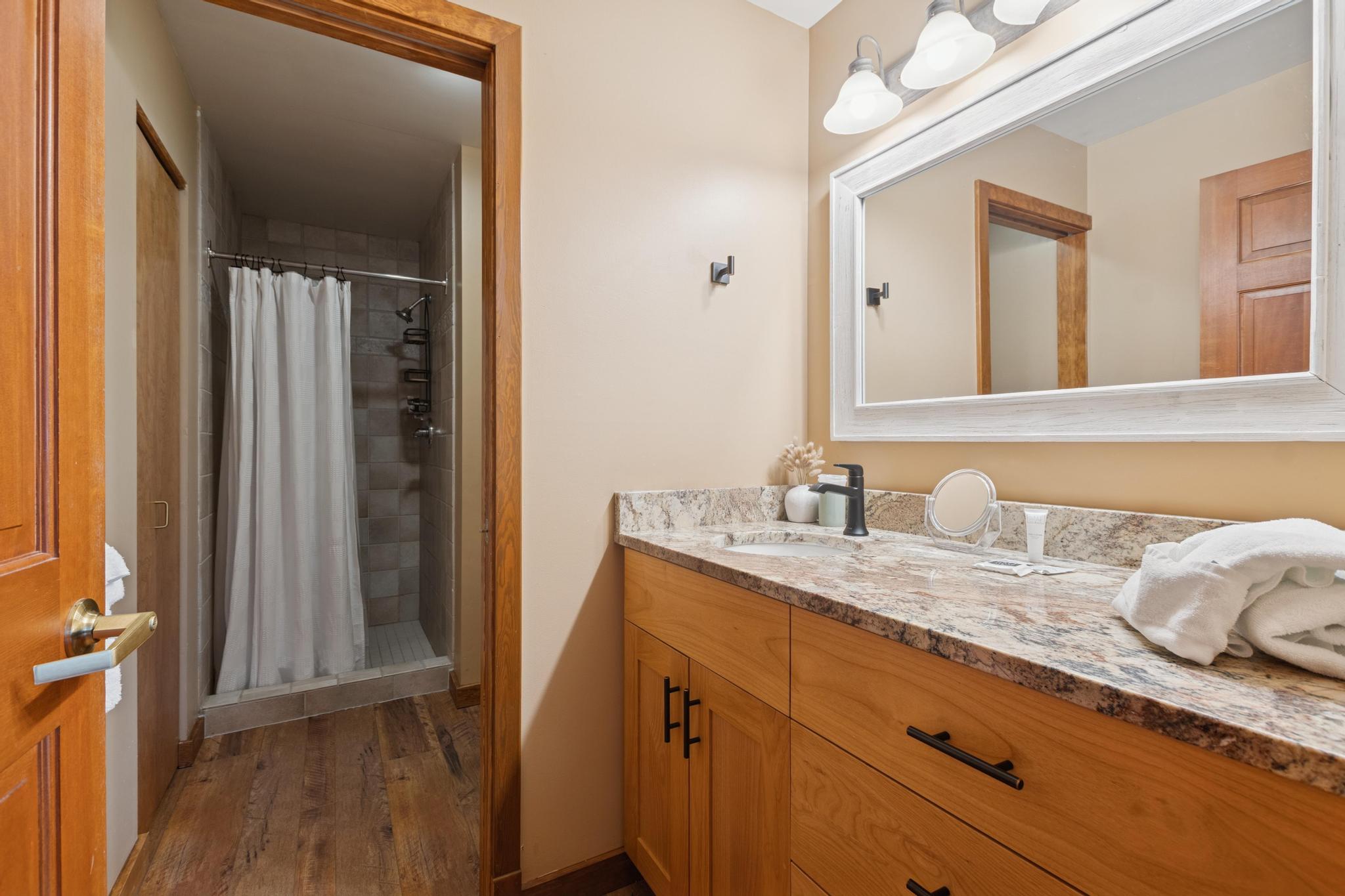 3889 Big Mountain Road 302