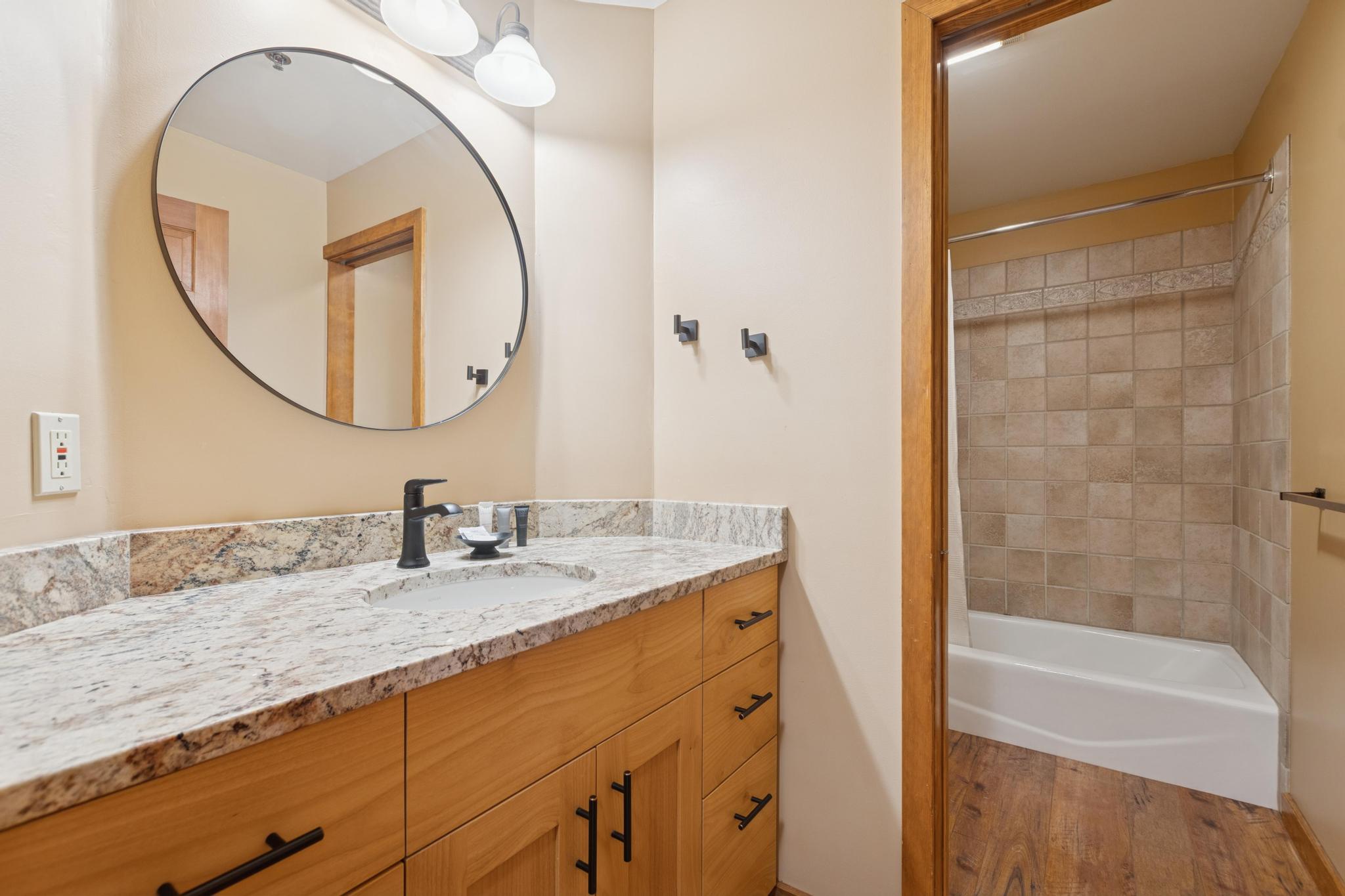 3889 Big Mountain Road 302