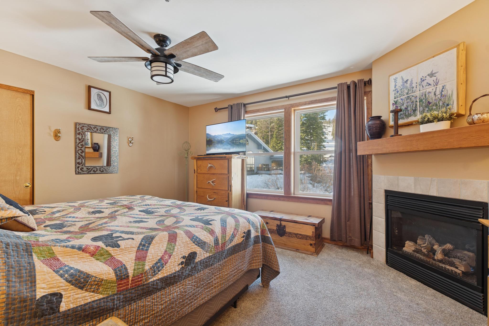 3889 Big Mountain Road 302