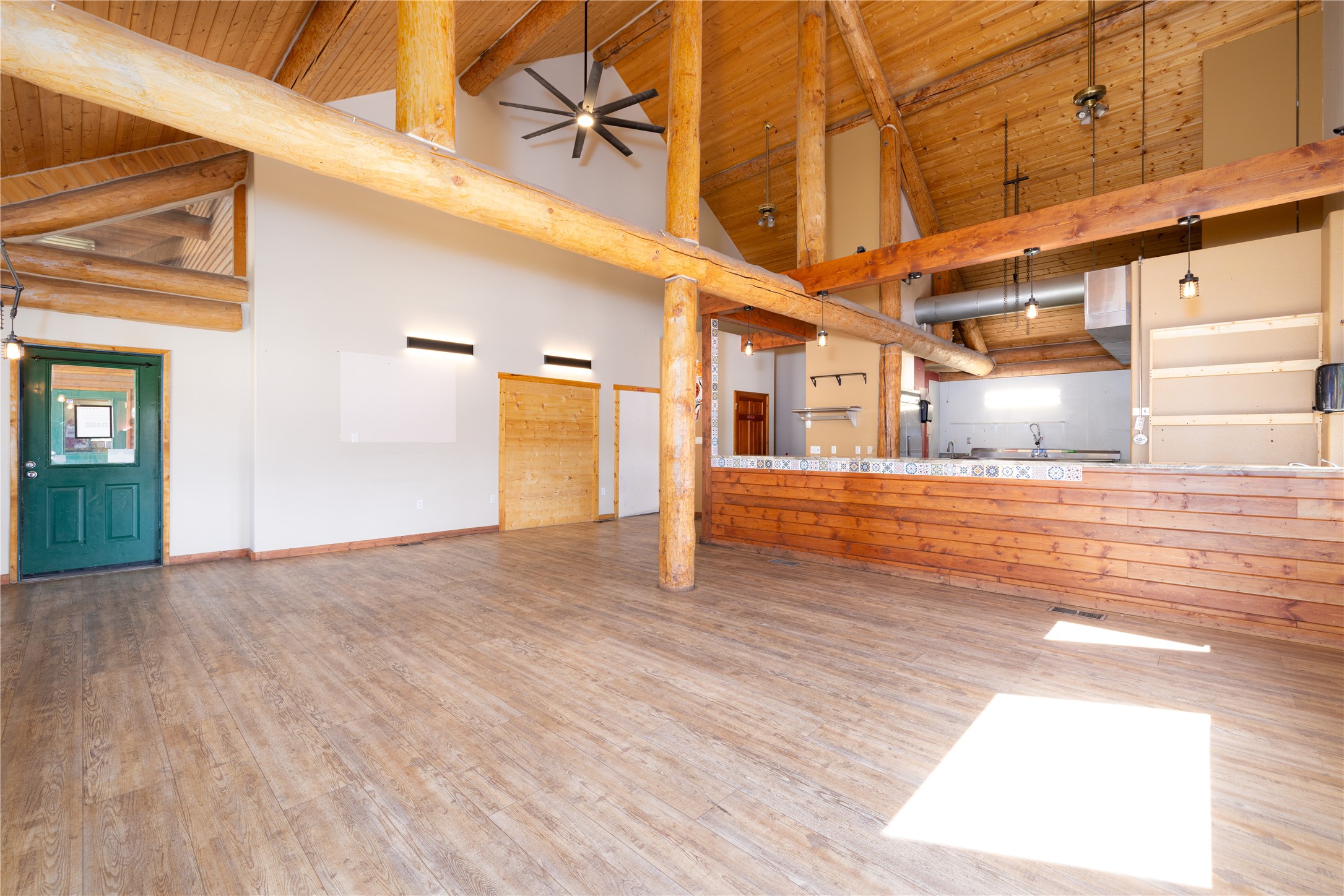 602 Dewey Avenue N 2 & 3