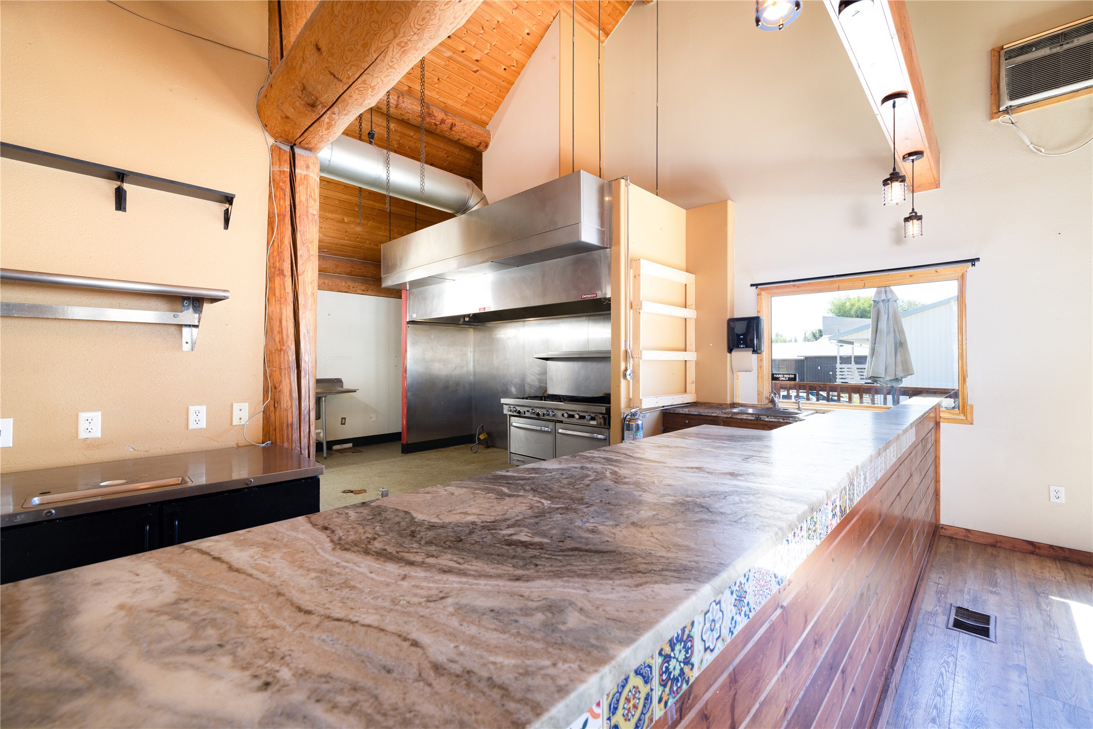 602 Dewey Avenue N 2 & 3