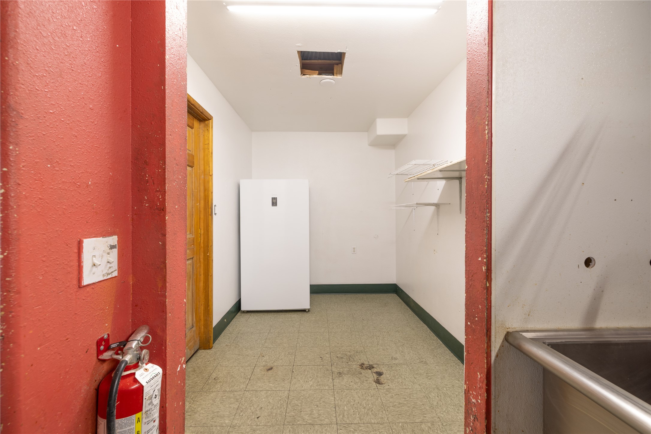 602 Dewey Avenue N 2 & 3