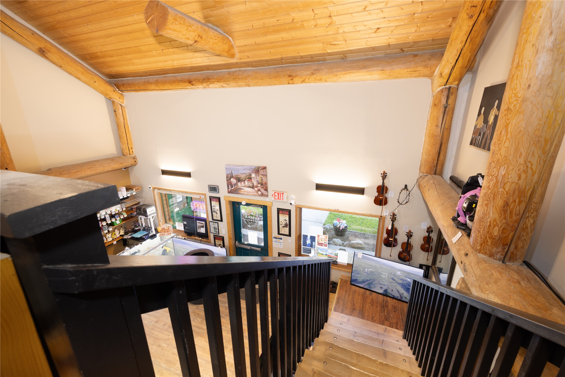 602 Dewey Avenue N 2 & 3