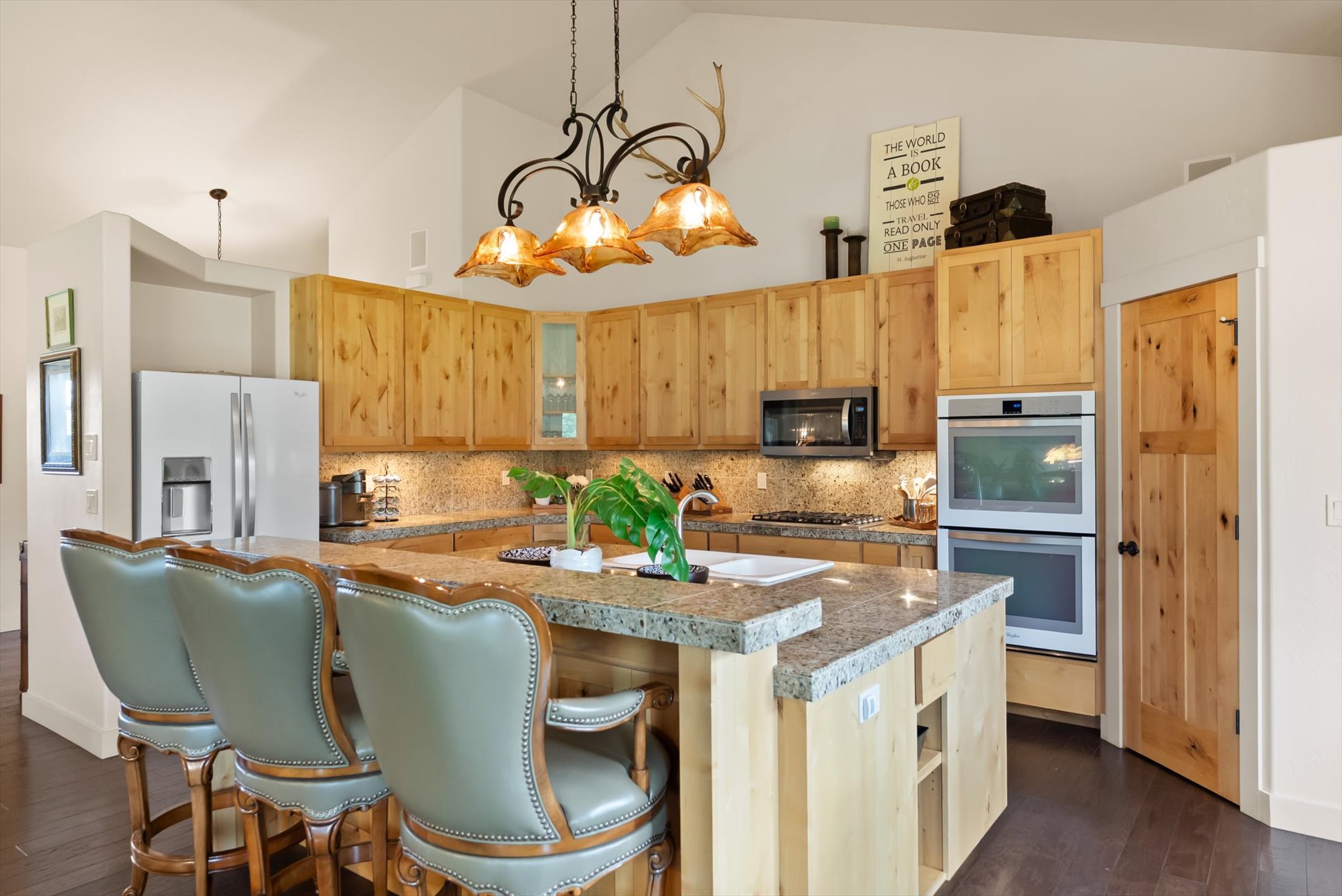 1398 Waters Edge Way